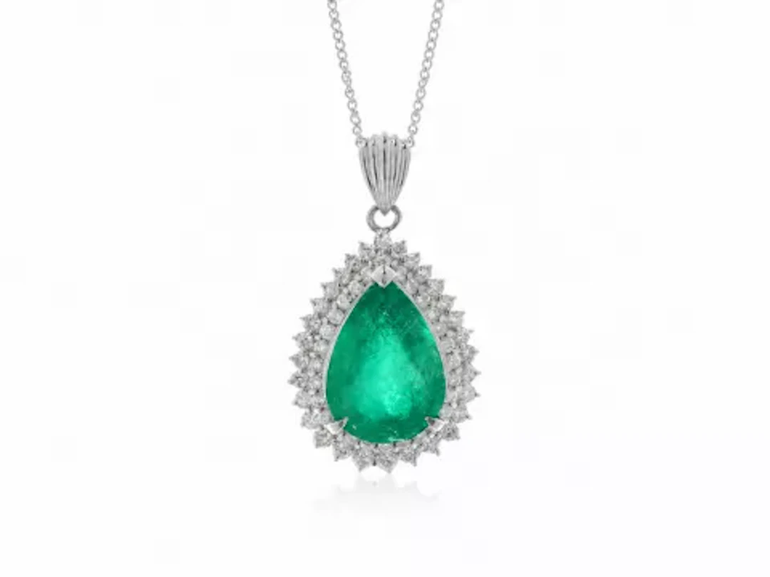 Platinum Pear Cluster Diamond And Emerald Pendant (E6.16) 0.86 Carats