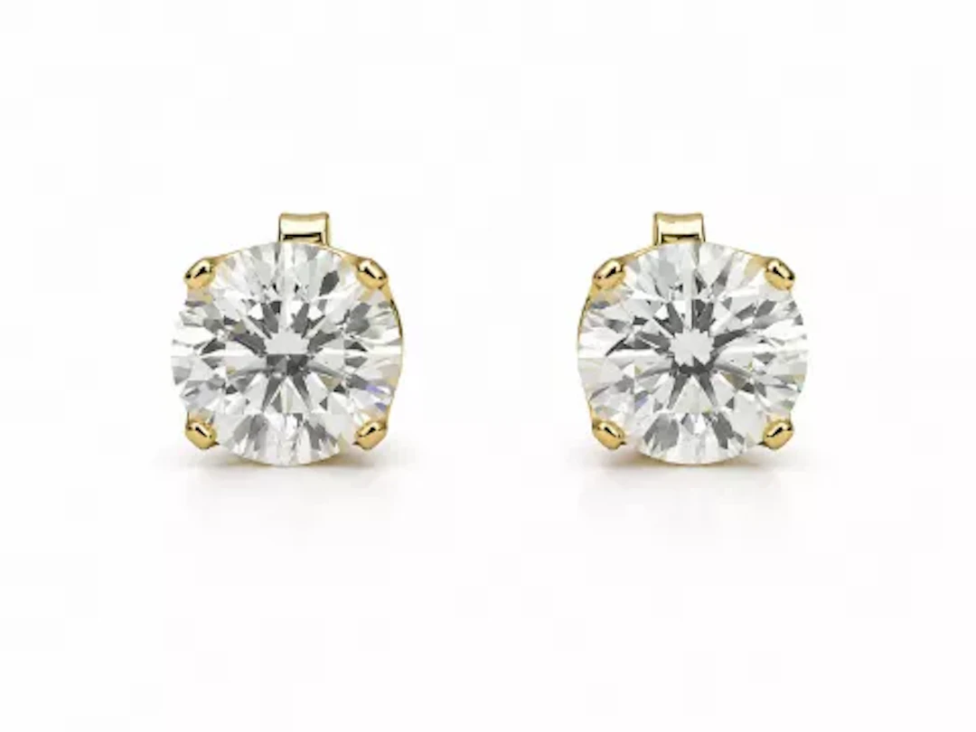 9ct Claw Set Diamond Earrings 0.20 Carats