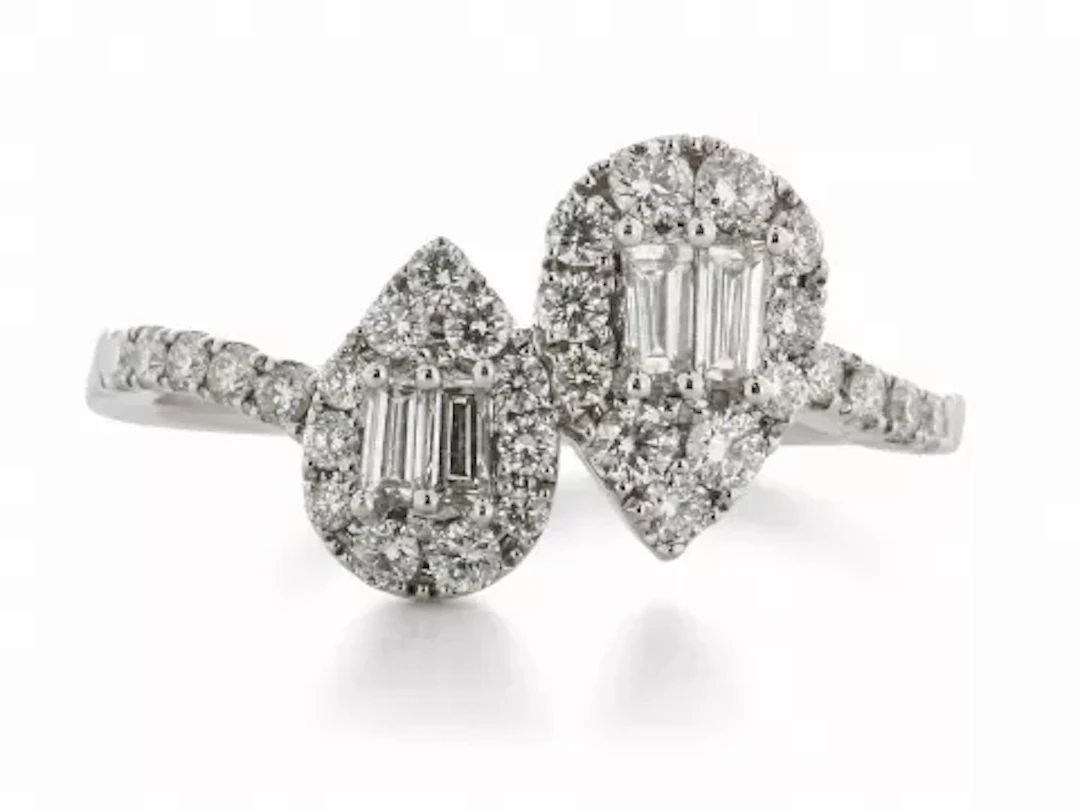 18ct White Gold Double Pear Shape Cluster Diamond Ring 0.83 Carats