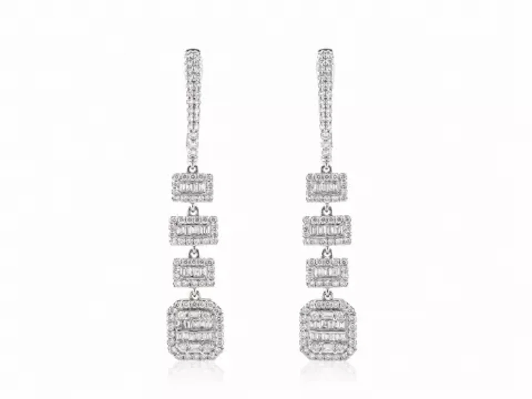 14ct Yellow Gold Ladies Dress Diamond Earrings 1.11 Carats