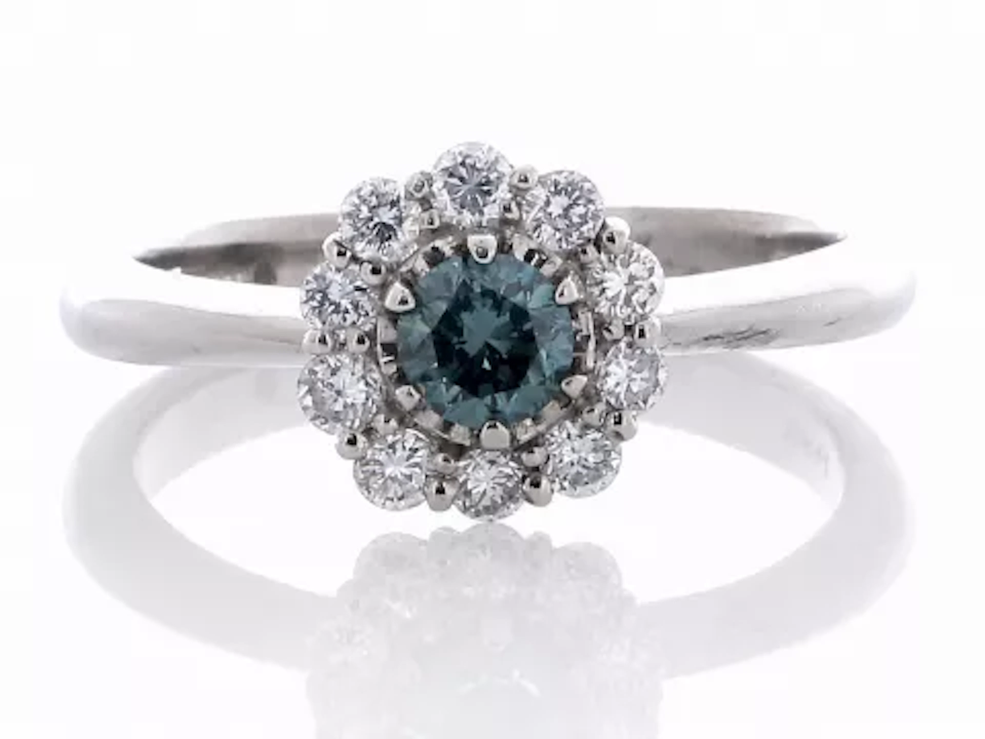 Platinum Round Cluster Claw Set Diamond Ring (D0.30) 0.62 Carats