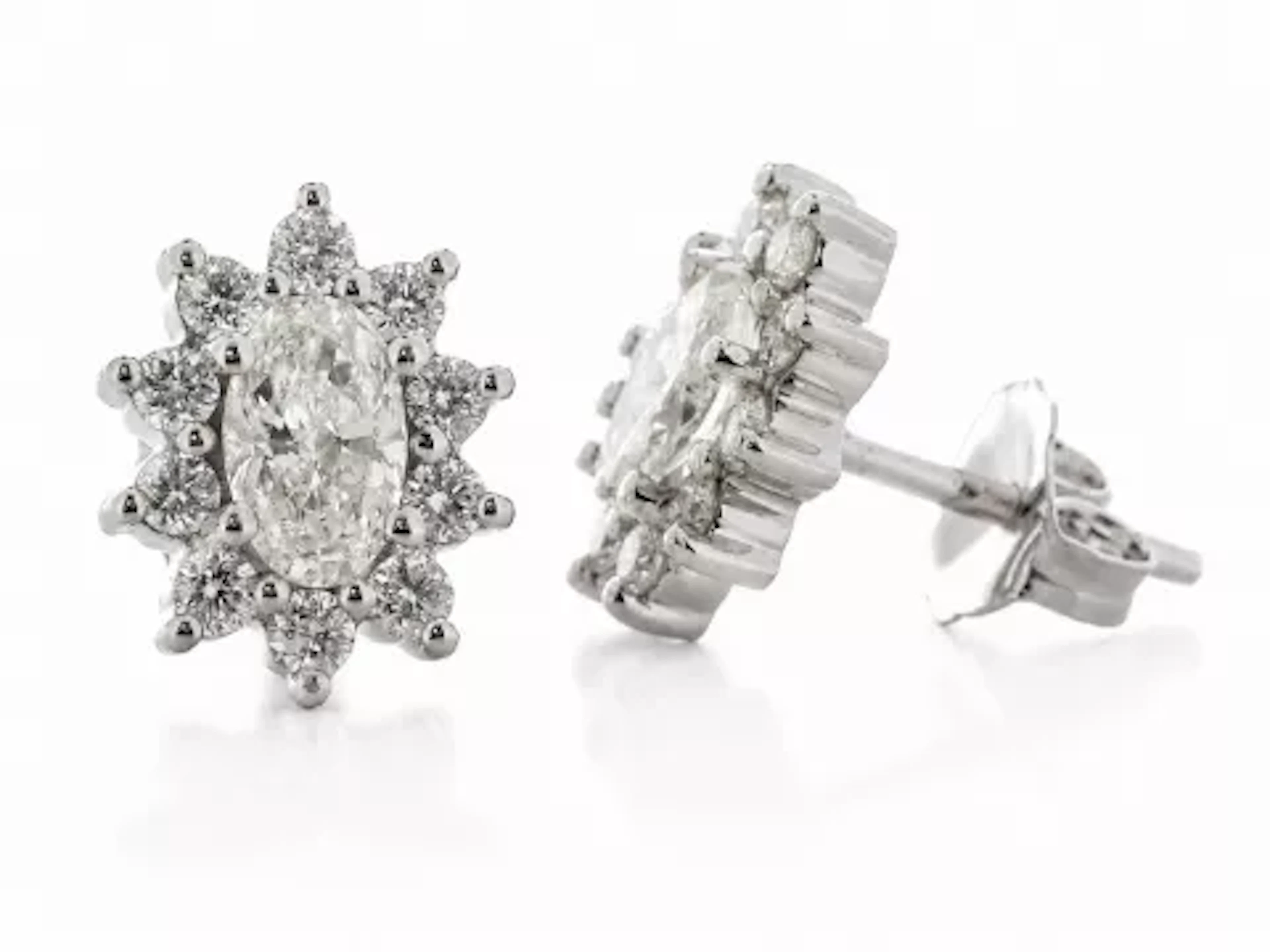 18ct White Gold Oval Cluster Claw Set Diamond Earring (0.63) 1.03 Carats