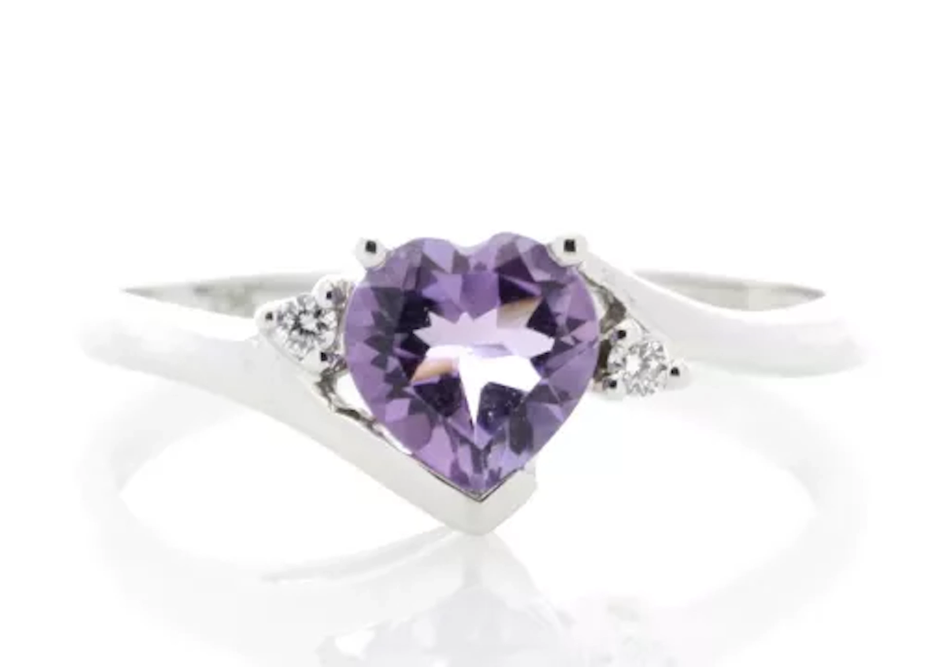 9ct White Gold Amethyst Diamond Ring (A0.68) 0.04 Carats