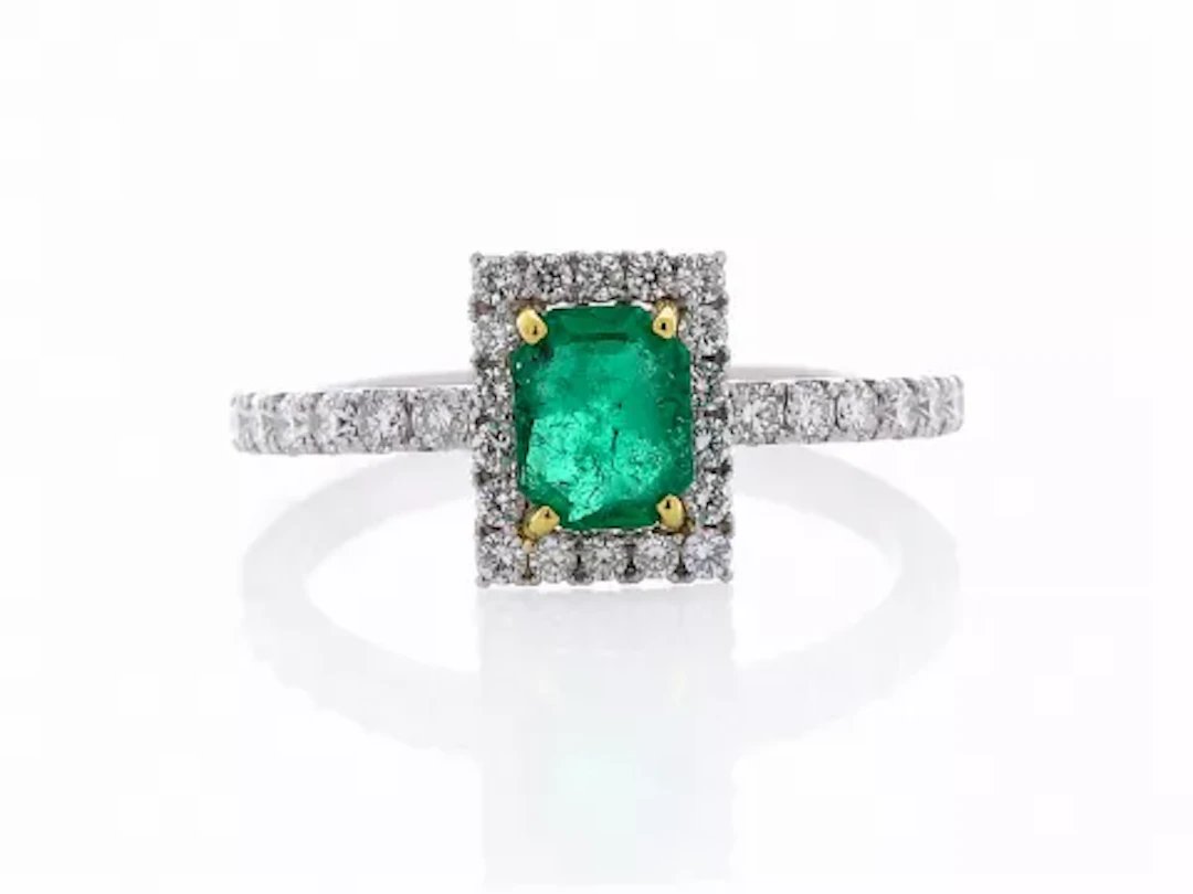 Platinum Emerald Cluster Claw Set Diamond And Emerald Ring (E0.81) 0.49 Carats