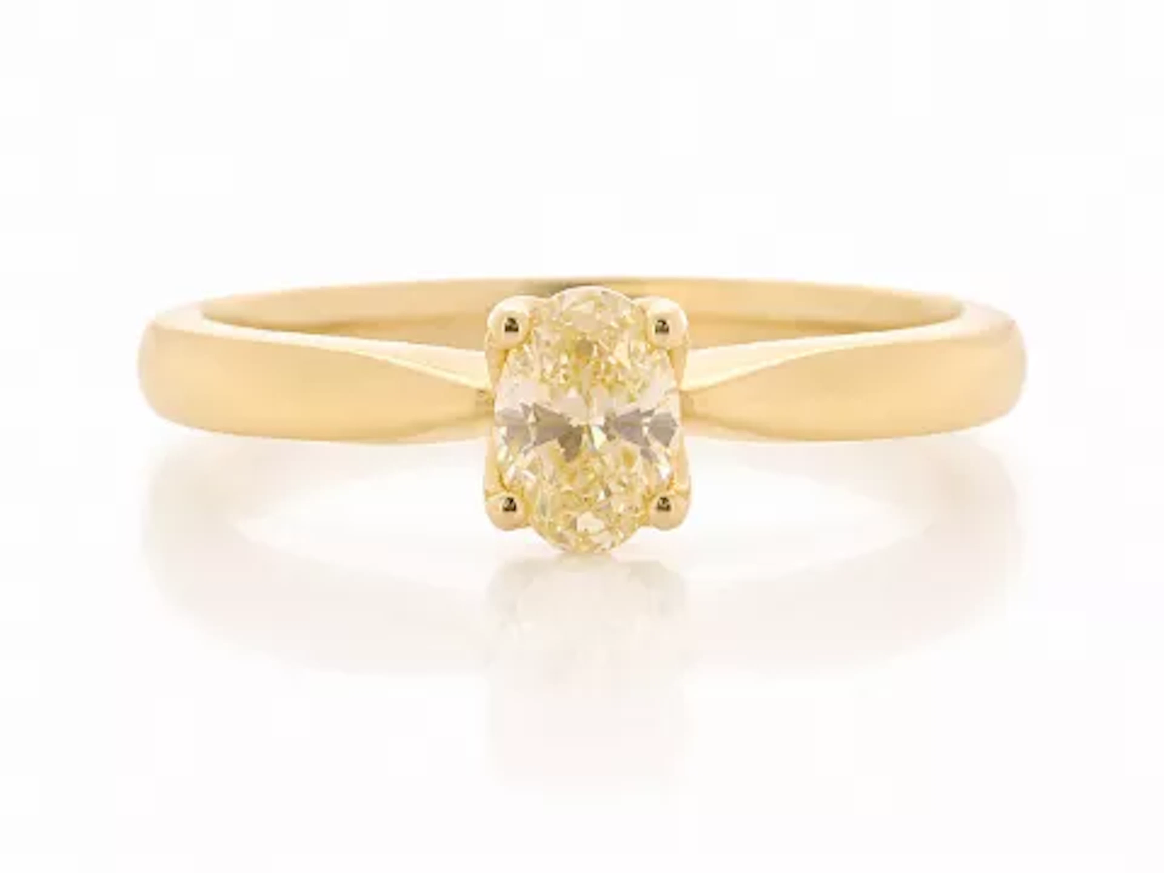 18ct Yellow Gold Single Stone Oval Cut Diamond Ring 0.42 Carats