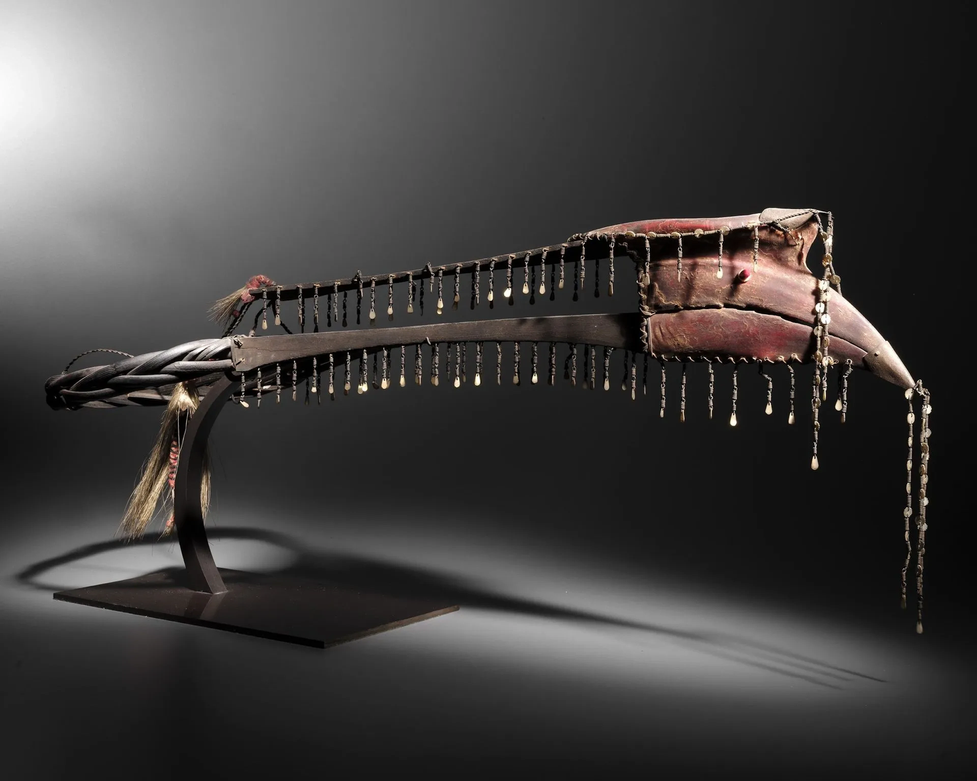 HEADHUNTER'S HEADDRESS - Lot 6