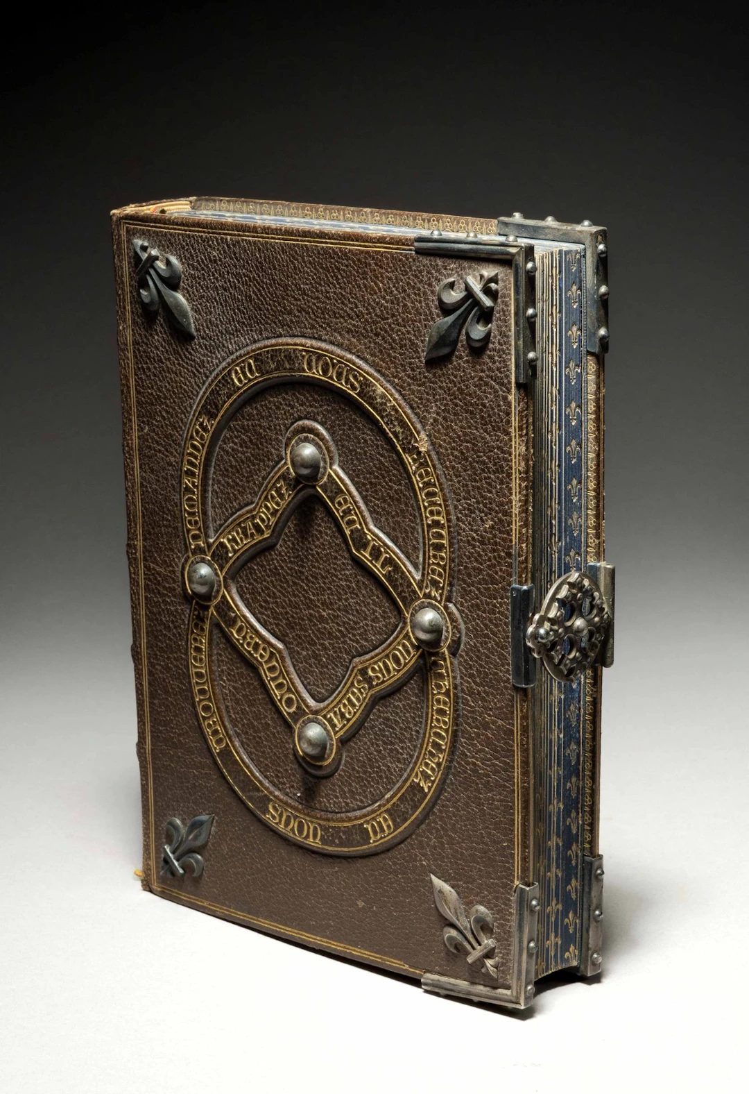 MEDIEVAL HOUR BOOKS. Paris, Gruel - Engelmann, 1862. Square - Lot 197