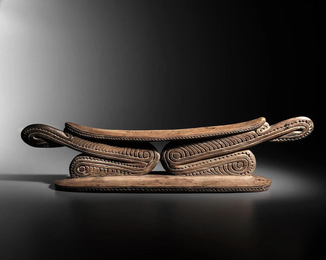 HEADREST - Lot 70