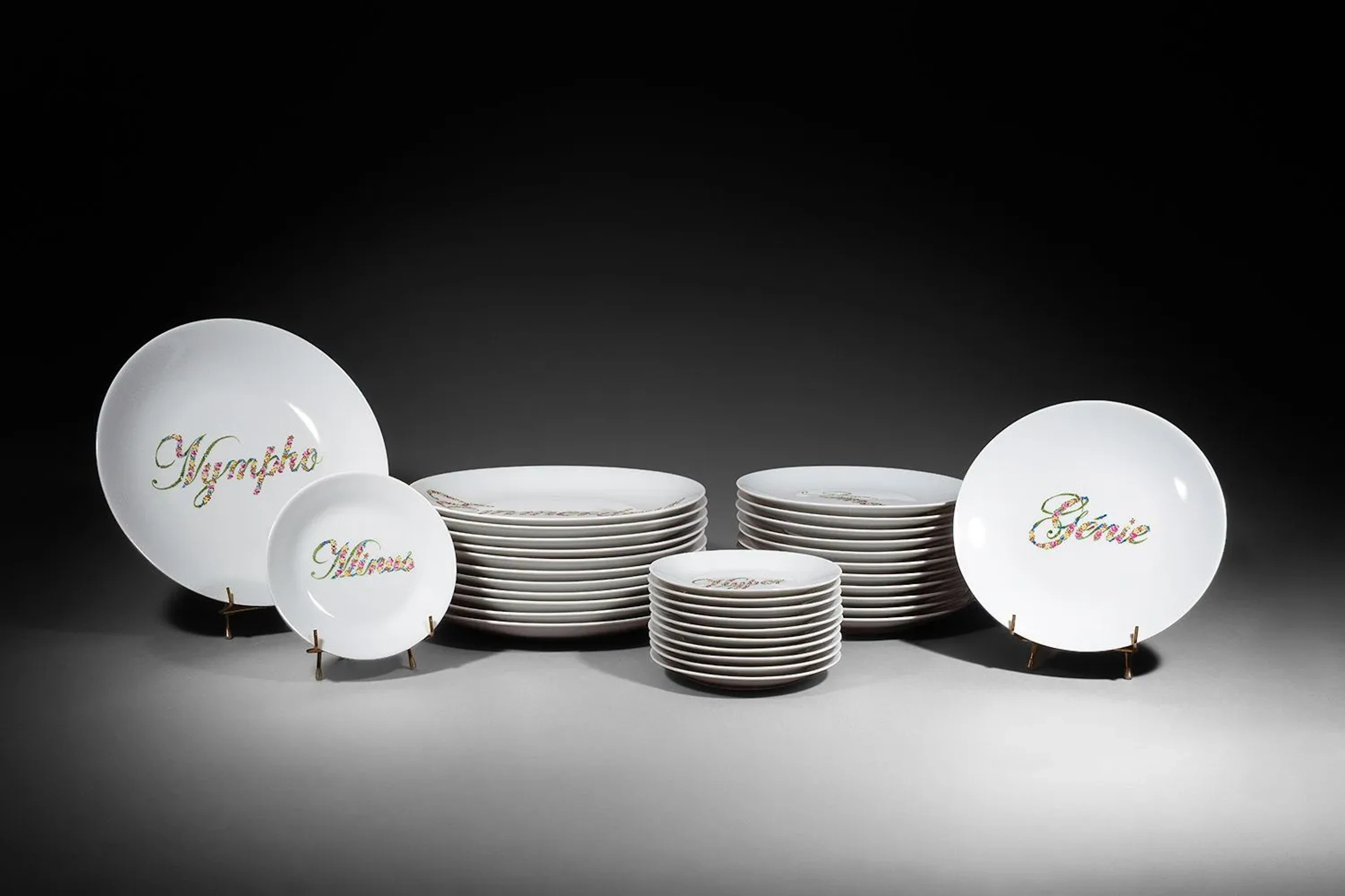 Lorenz BÄUMER (born in 1965) & Sarra F (porcelain painte - Lot 4