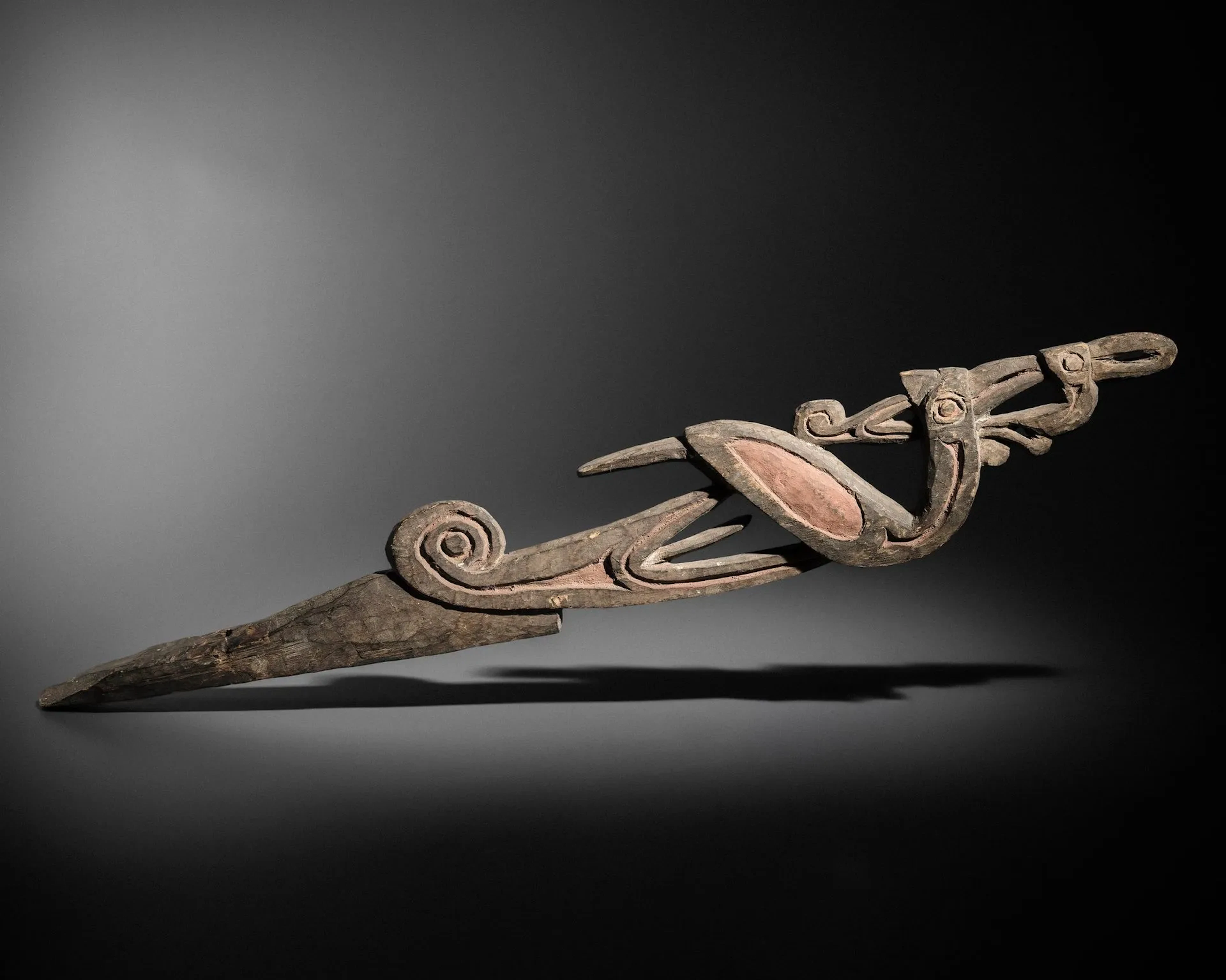 RIDGE ORNAMENT, OR MWAMWALA - Lot 33