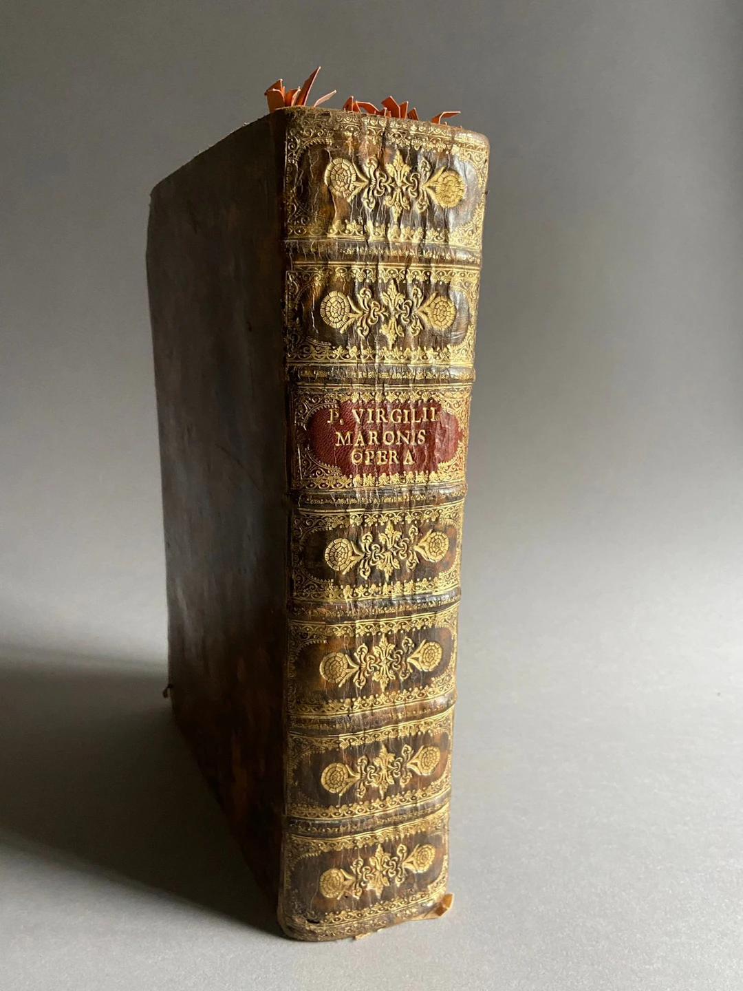 VIRGIL. With the commentaries of Servius, Donatus, and Ascen - Lot 178