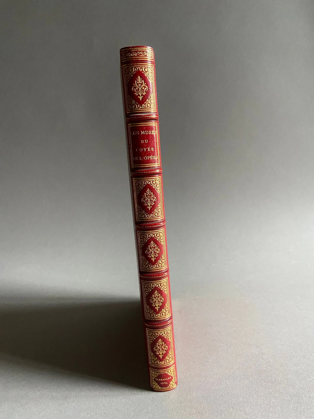 NEW YEAR’S GIFTS TO THE JOYEUX. The Muses of the Opera House - Lot 192