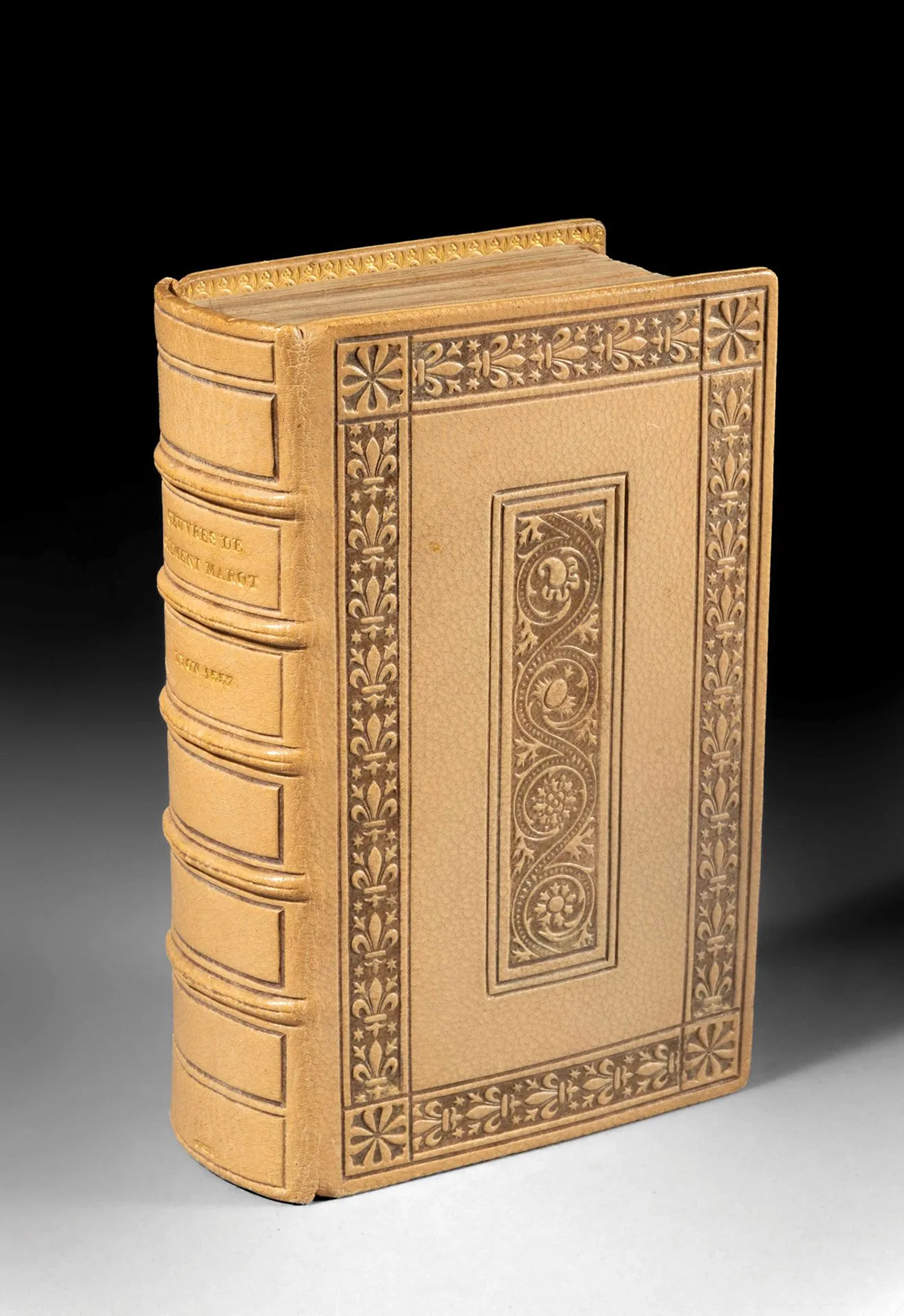 MAROT (Clément). The Works. Lyon, Guillaume Rouille, 1557. 2 - Lot 115
