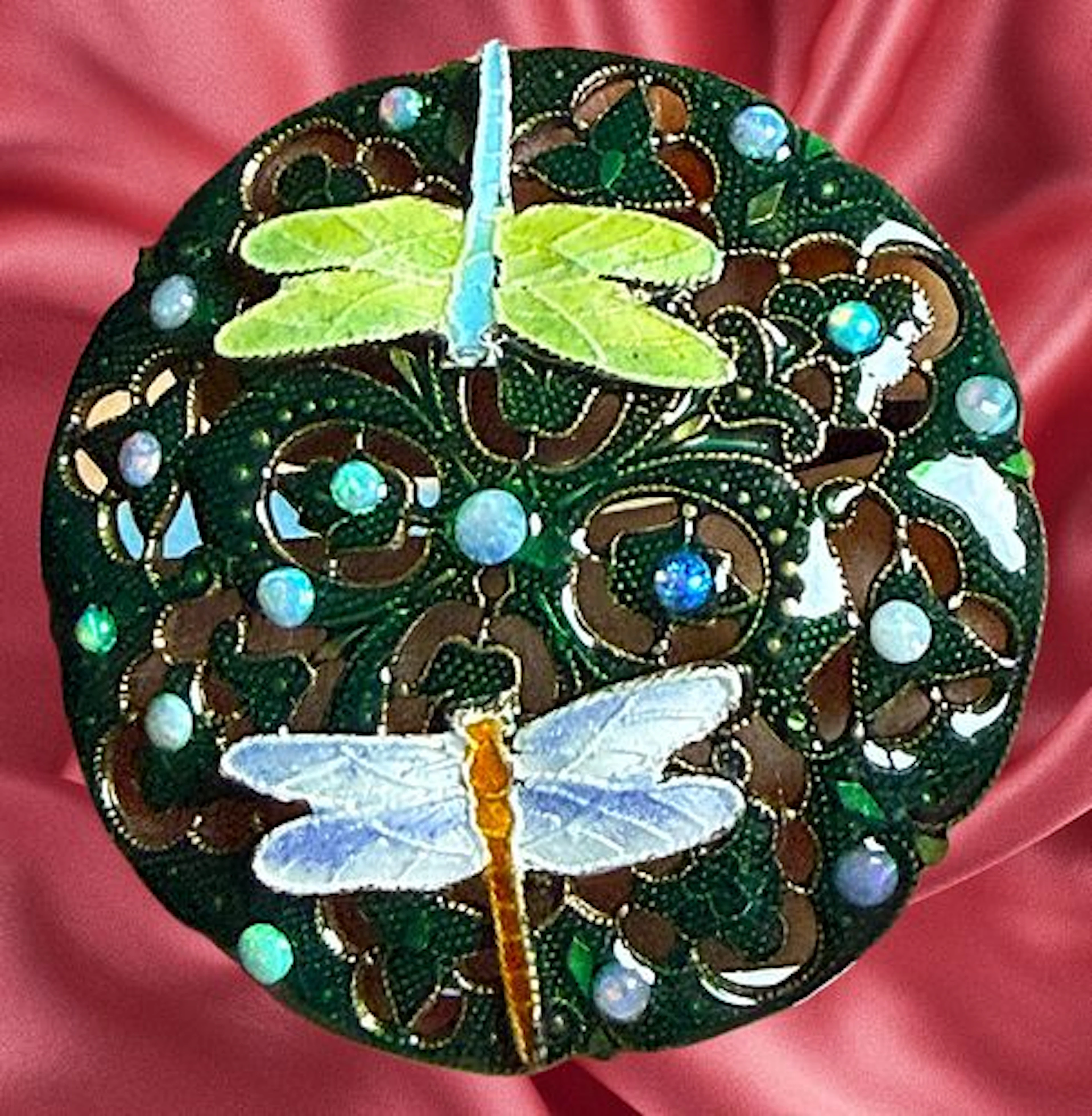 A DIVISION ONE PIERCED ENAMEL PICTORIAL BUTTON