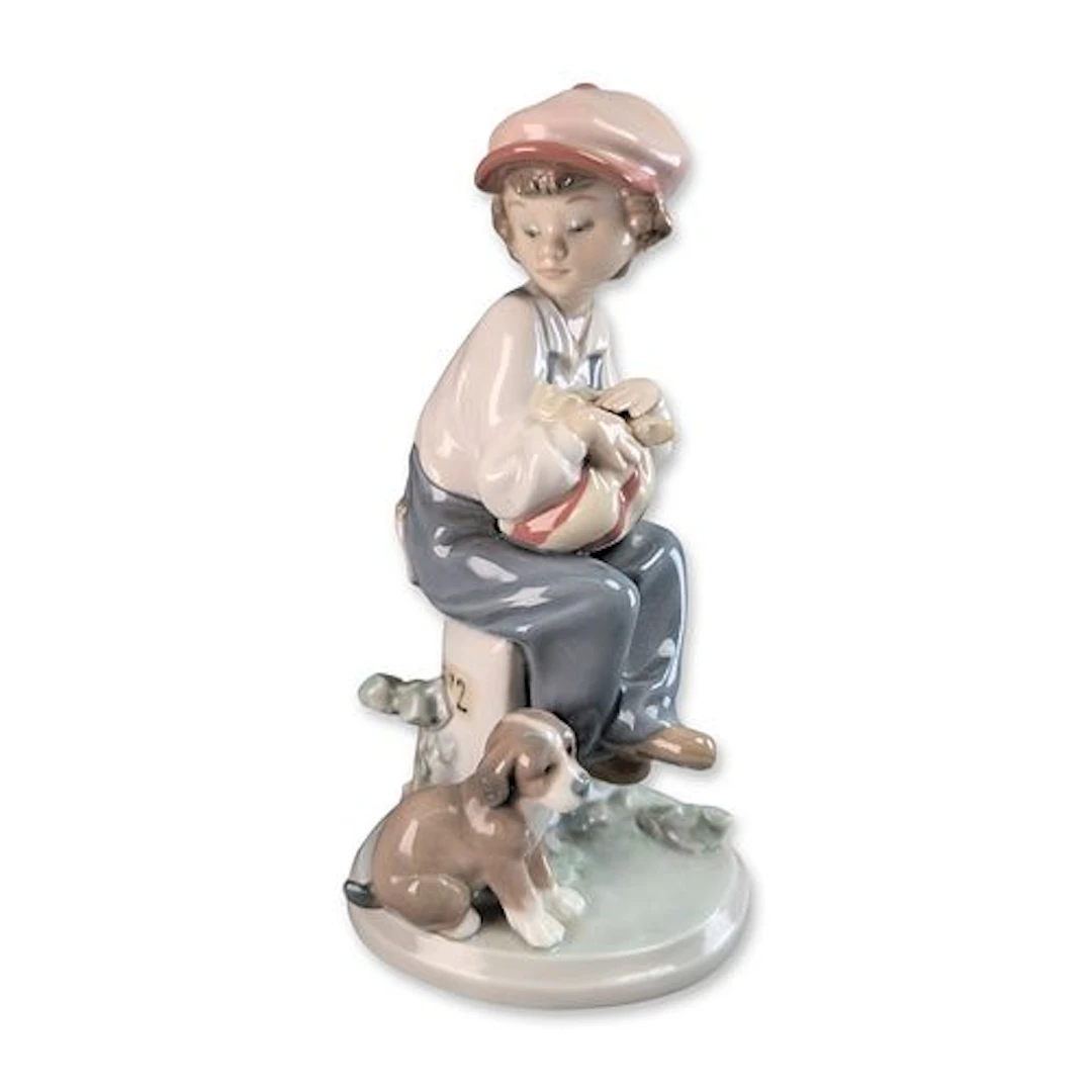 Lladro My Best Friend Glazed Porcelain Boy and Dog Figurine Model 5701
