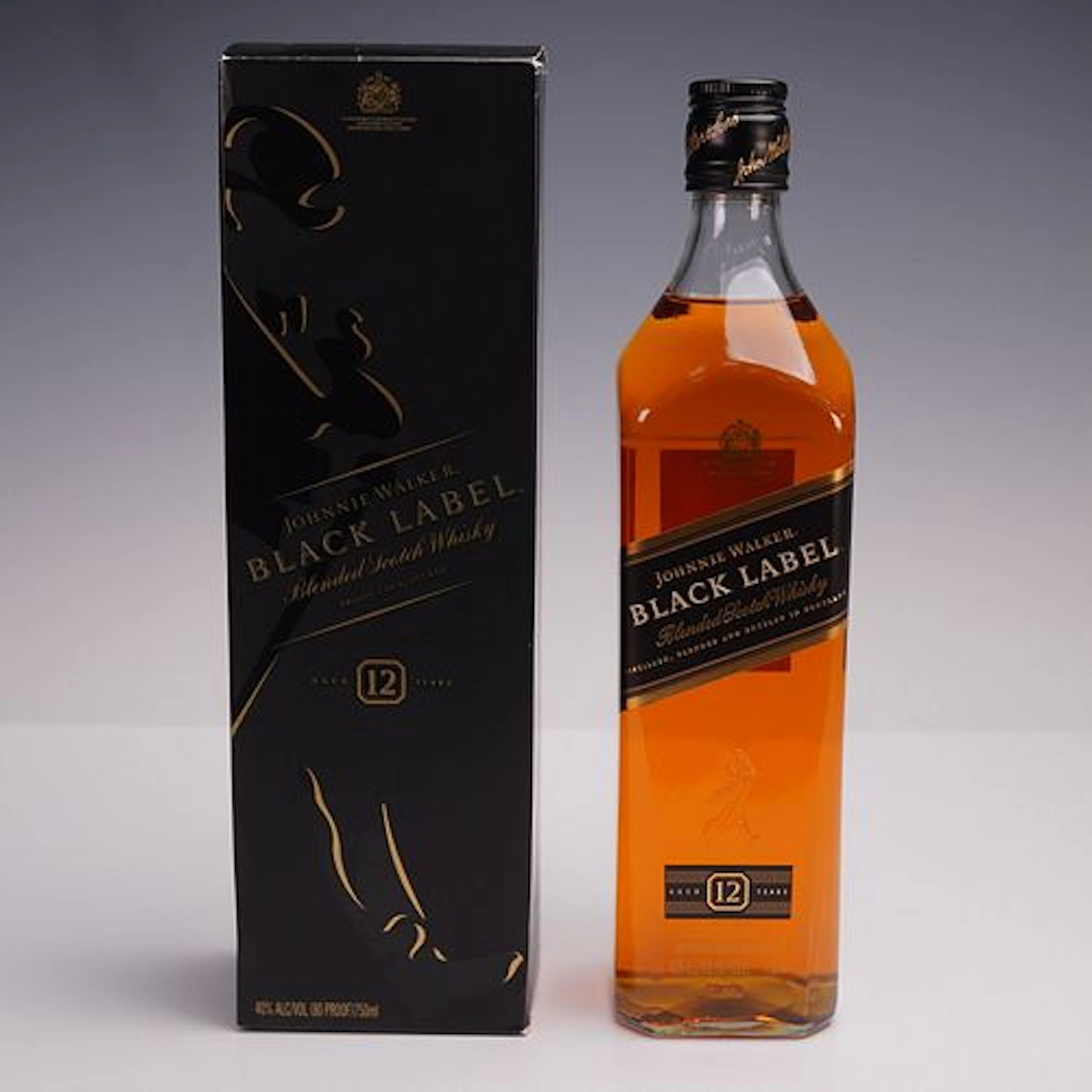 Johnnie Walker Black Label 12 Year Blended Scotch Whisky Gift Box 750ml