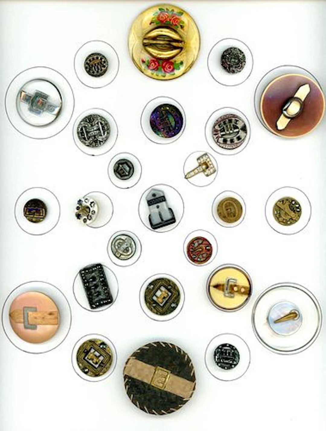 A CARD OF DIVISION ONE & THREE PICTORIAL BUCKLE BUTTONS