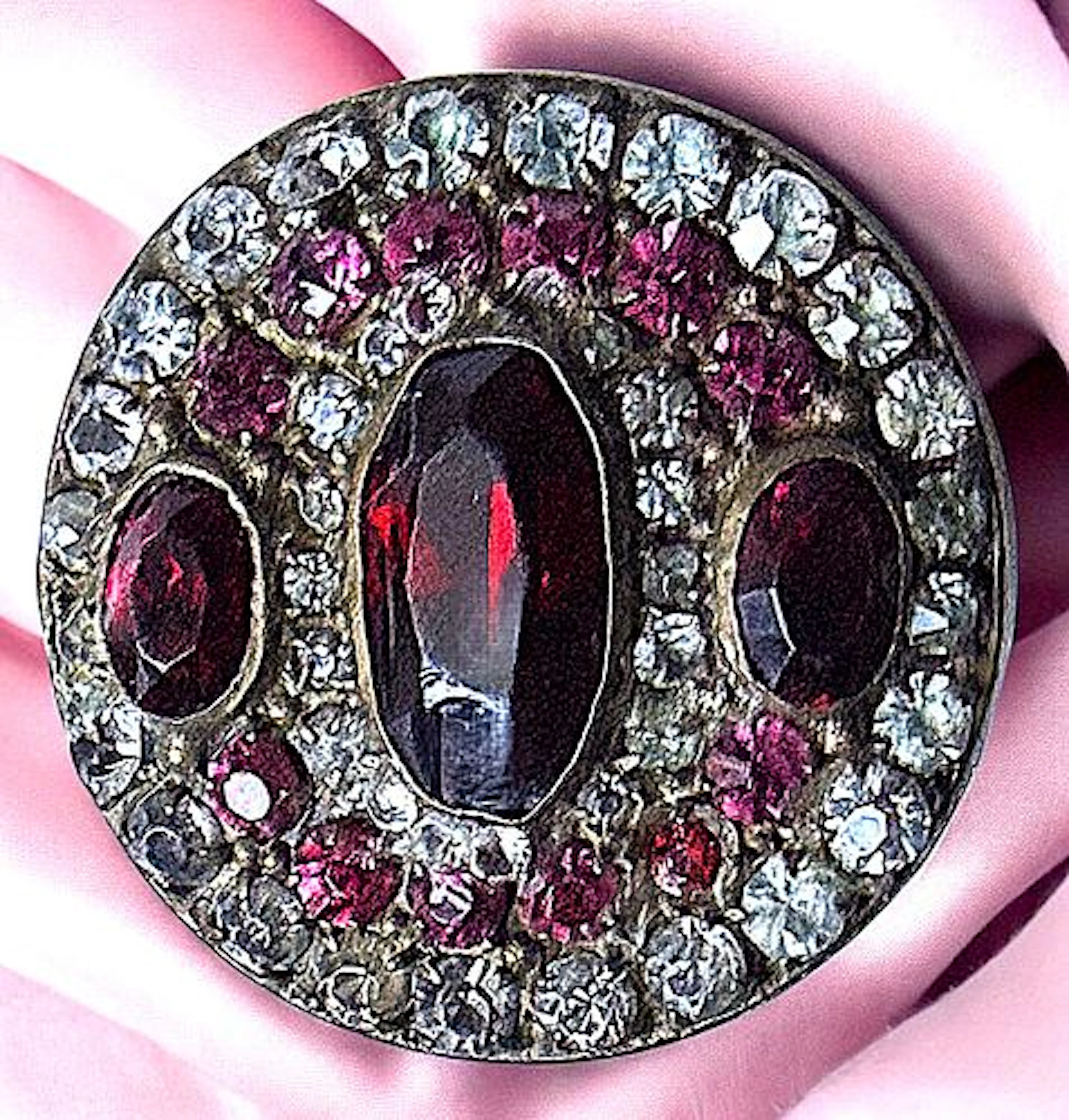 A DIVISION ONE TWO COLOR PASTE IN SILVER BUTTON