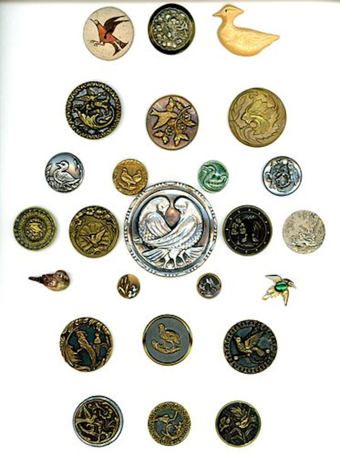 A CARD OF DIVISION ONE & THREE BIRD BUTTONS