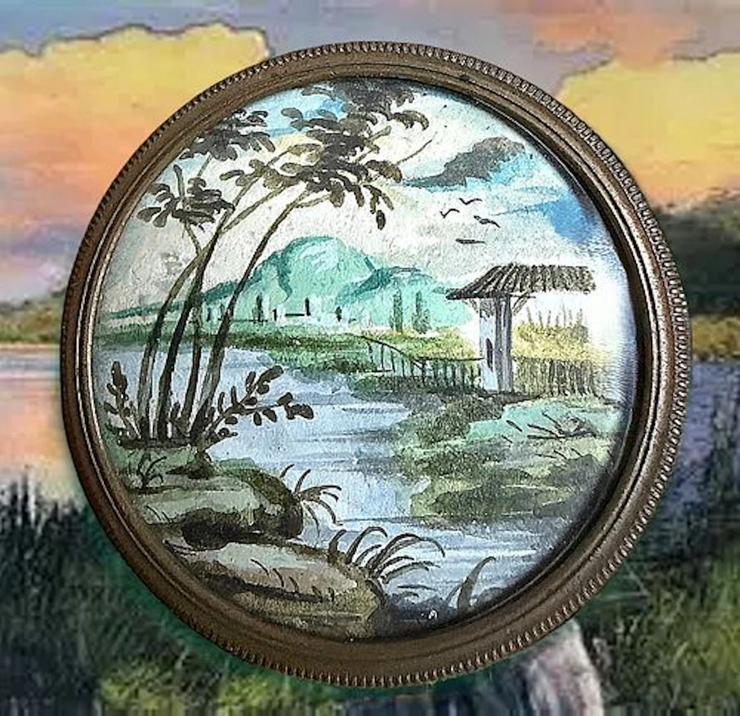 A DIVISION ONE HAND PAINTING UNDER GLASS BUTTON