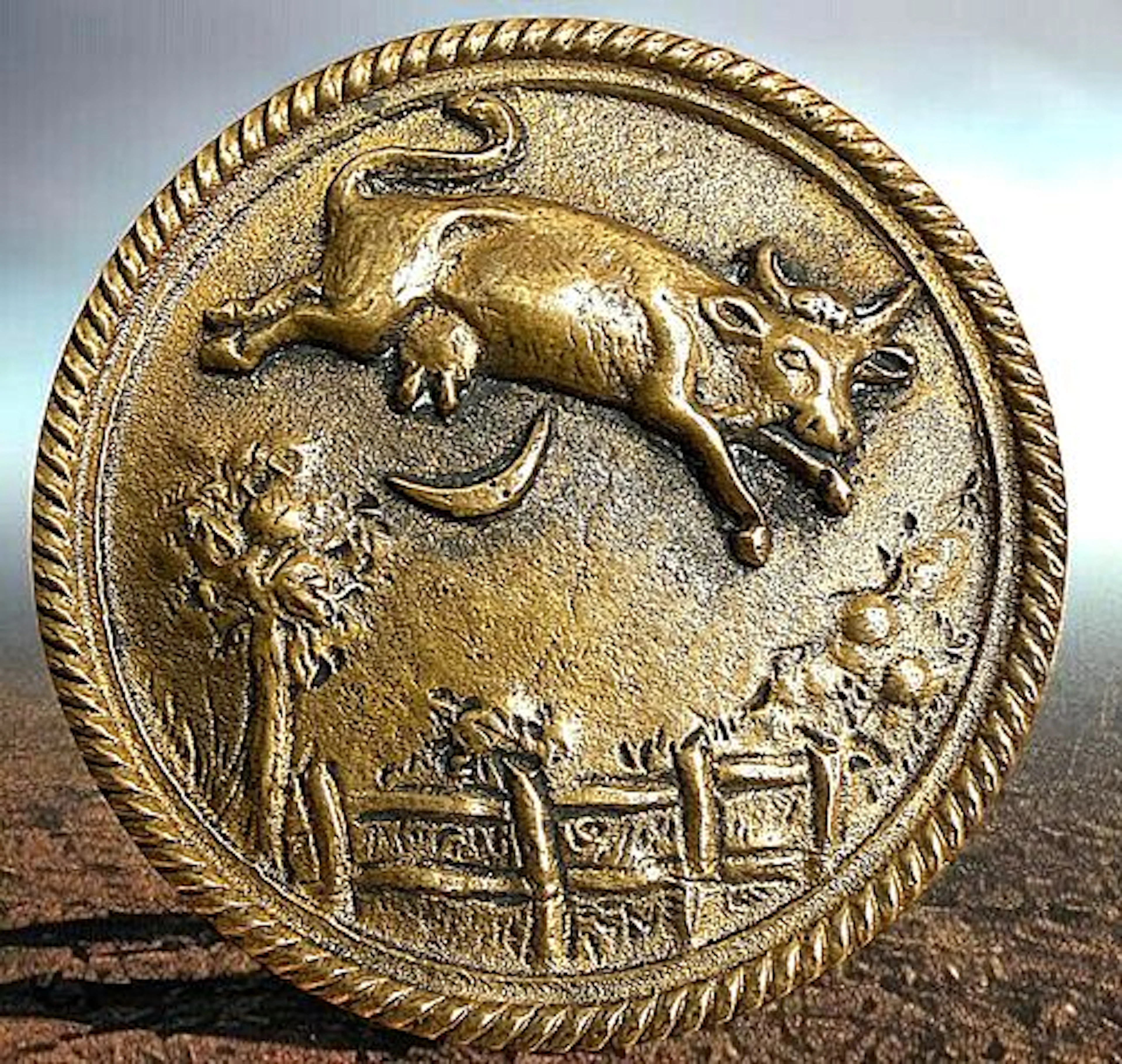 A RARE DIVISION ONE PICTORIAL BUTTON