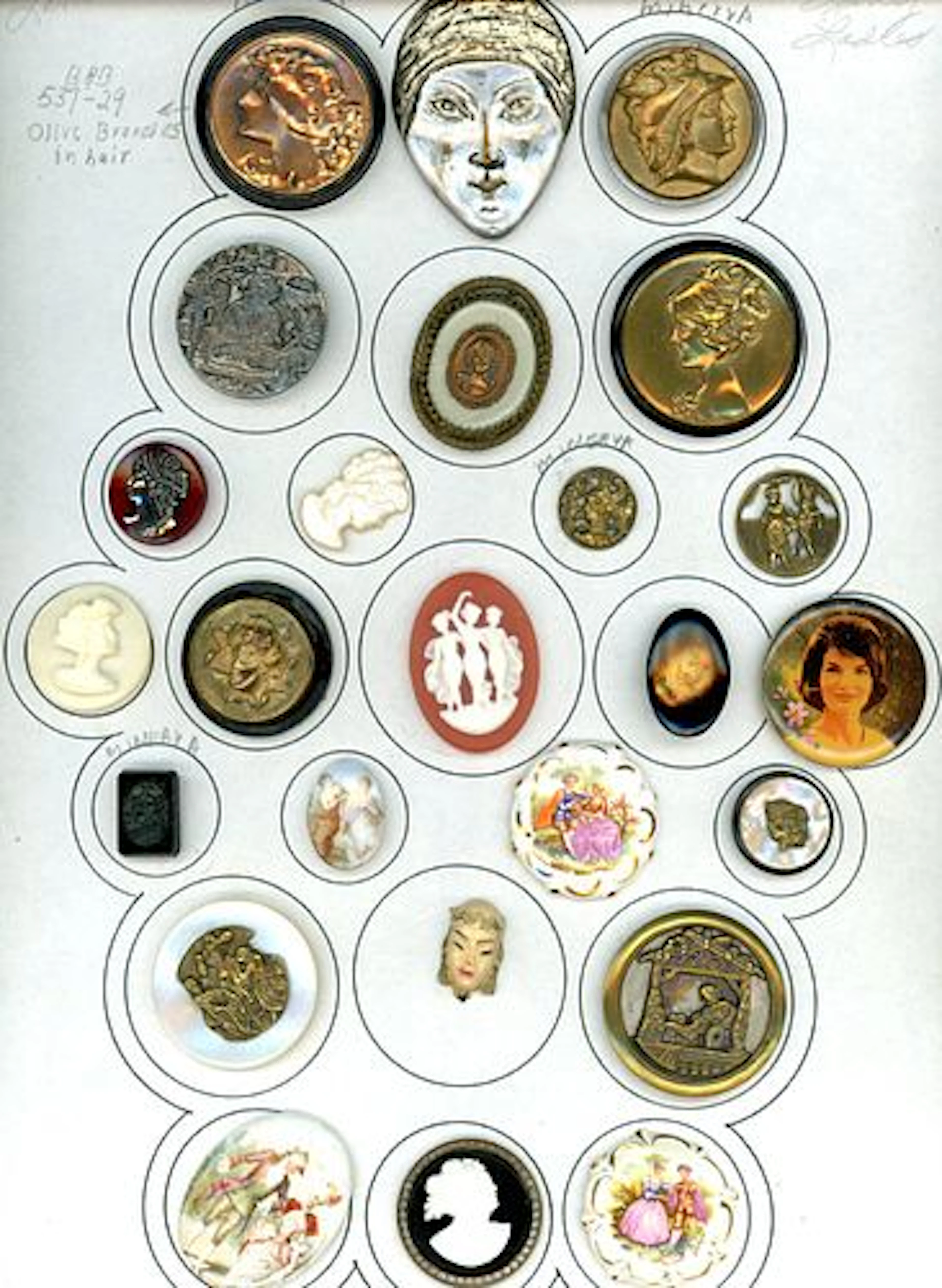A CARD OF DIVISION 1 & 3 ASSORTED FEMALE HEAD BUTTONS