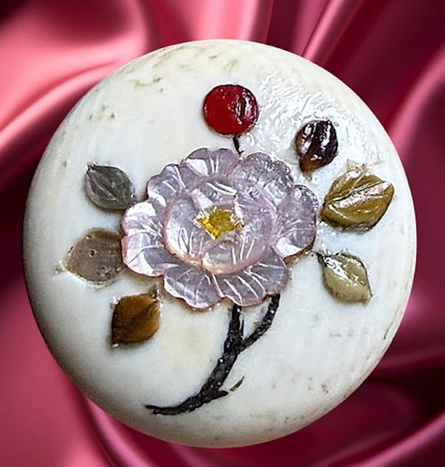 A DIVISION ONE JAPANESE SHIBAYAMA BUTTON
