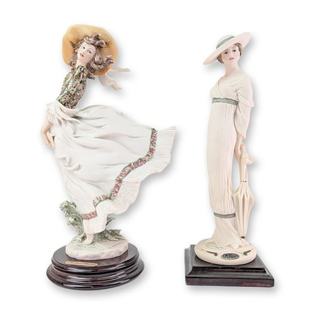2pc Giuseppe Armani Florence Porcelain Woman Figurines