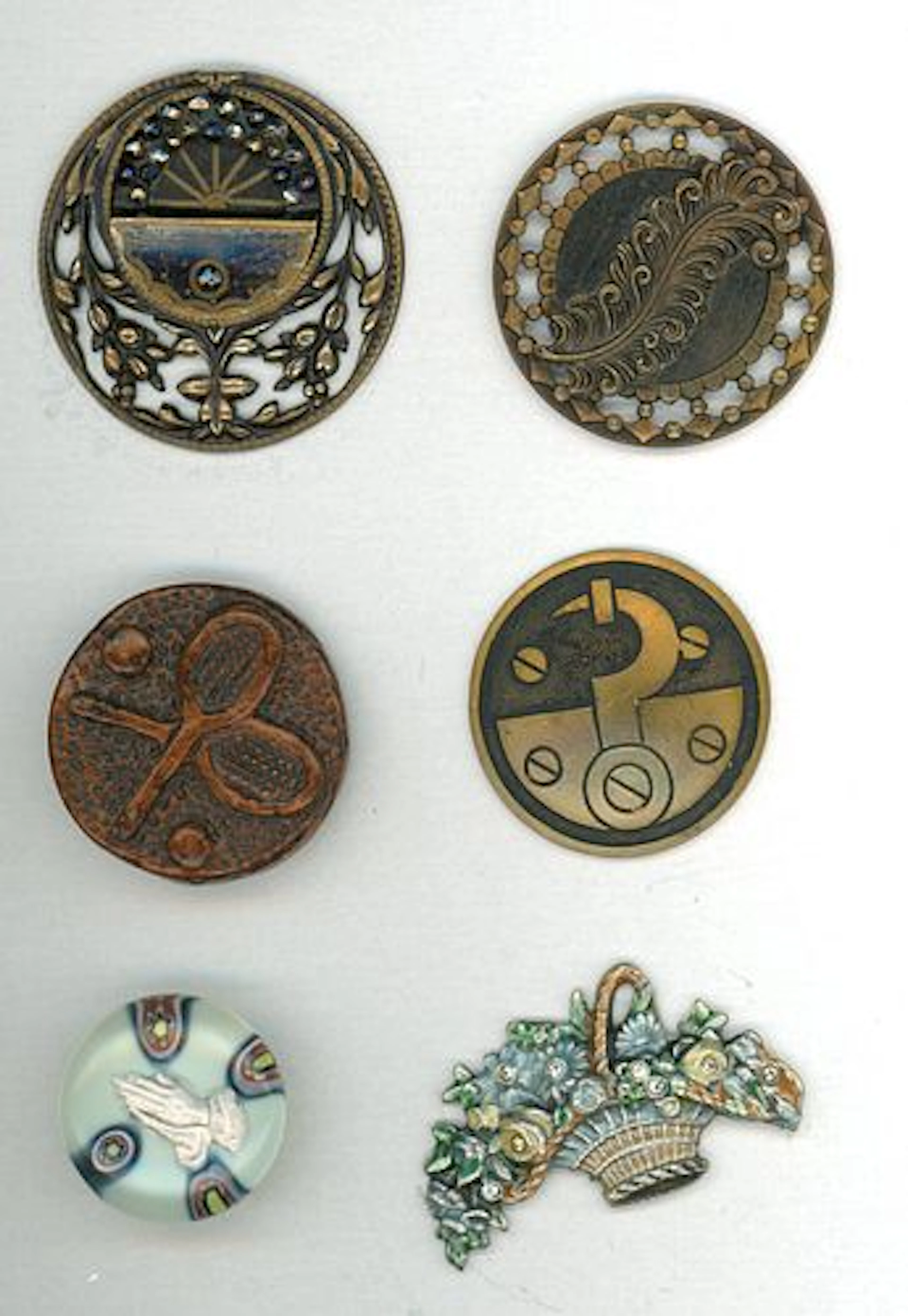A SMALL CARD OF DIVISION 1 & 3 OBJECT BUTTONS