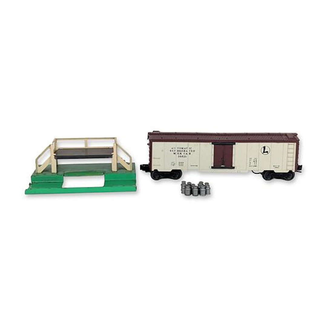 2pc Lionel 36621 Automatic Refrigerated Milk Car and Platform