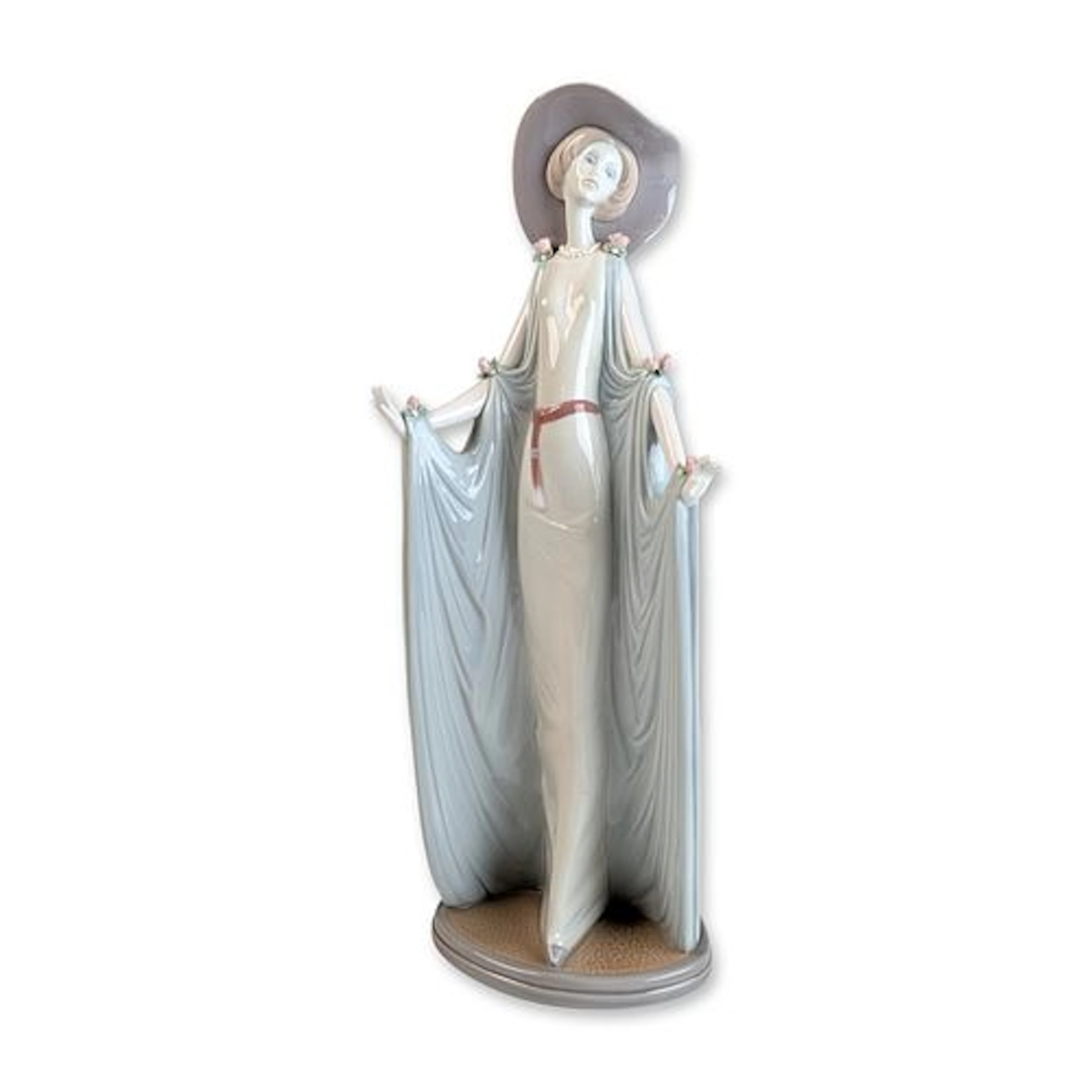 Lladro Porcelain Figurine, Afternoon Tea 01001428
