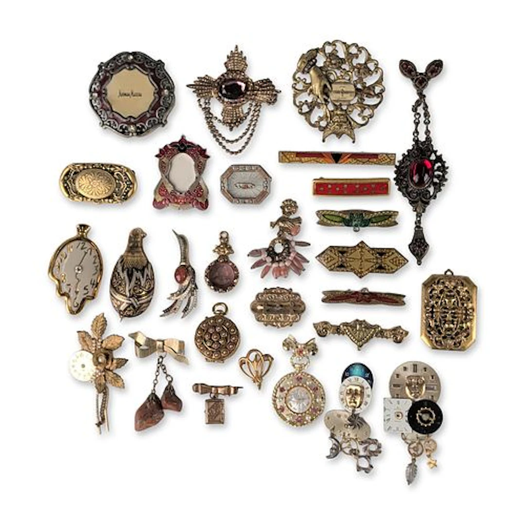 28pc Victorian, Art Deco, and Mid-Century Modern Pendant, Lockets