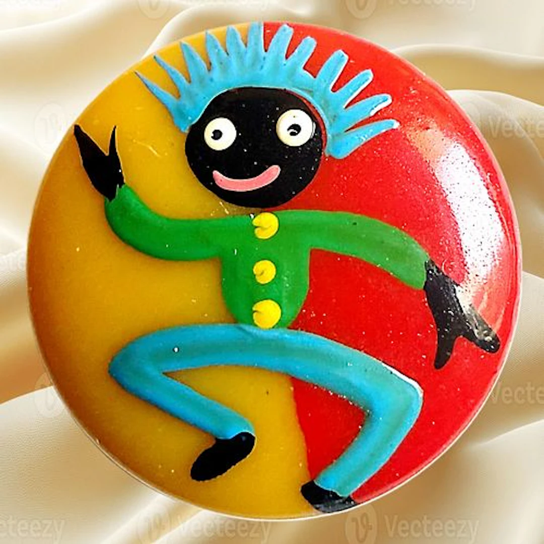 A DIVISION THREE HAND PAINTED CASEIN PICTORIAL BUTTON