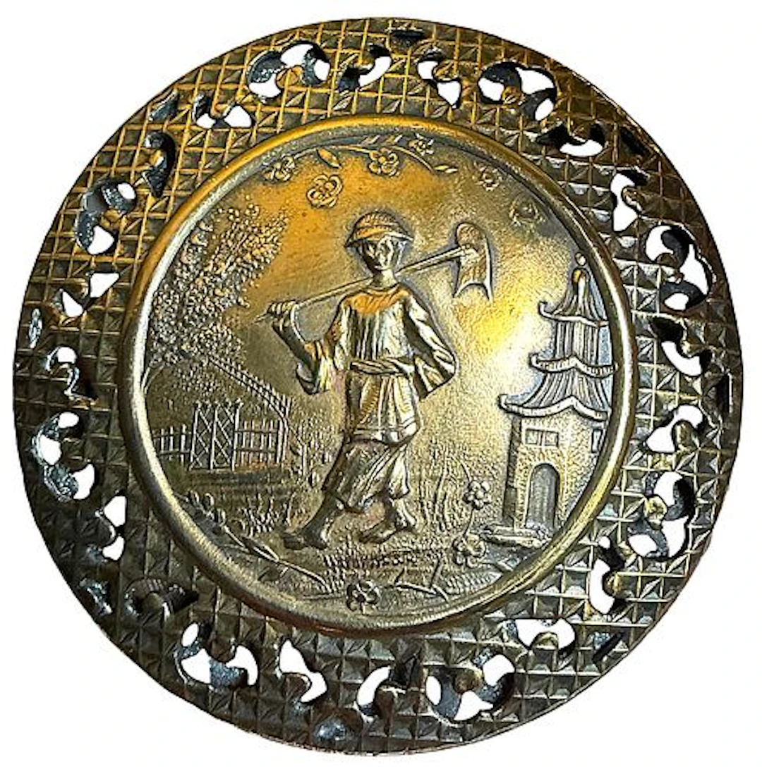 A DIVIION ONE ASIAN PICTORIAL SCENE BUTTON