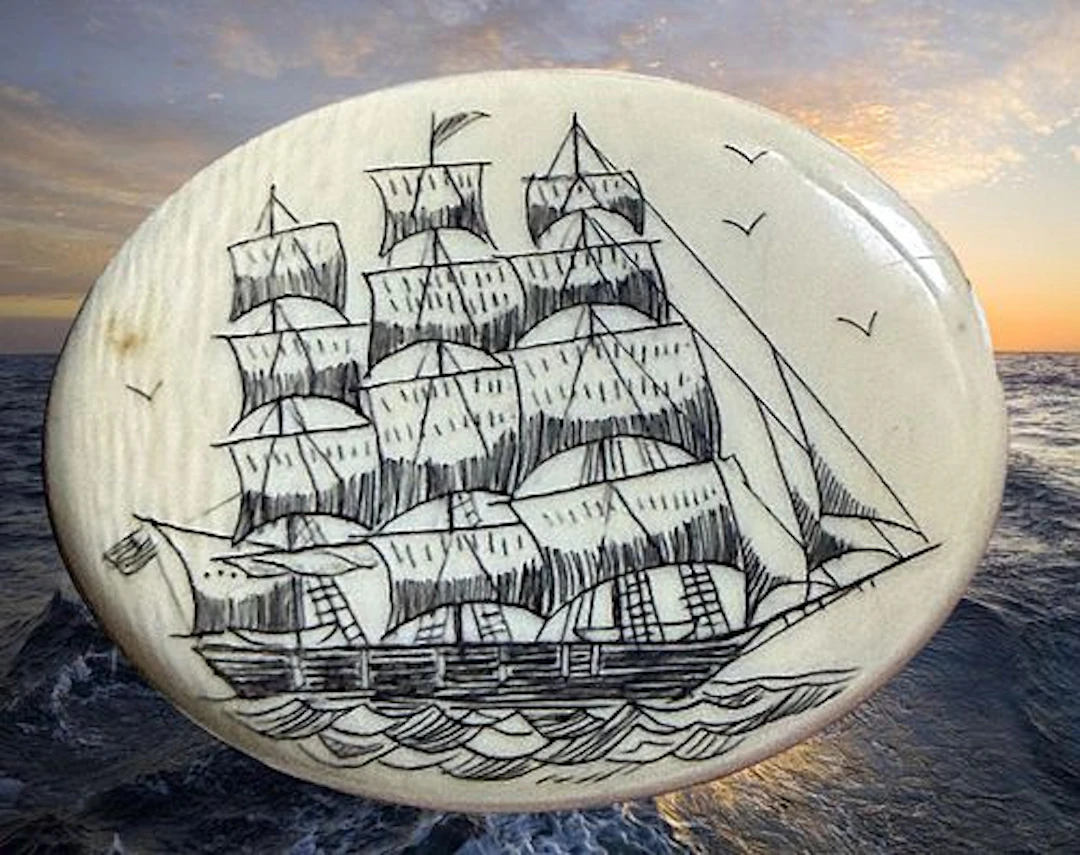 A DIVISION THREE OVAL PICTORIAL SHIP BUTTON