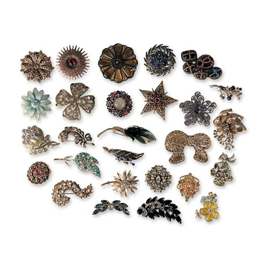 27pc Collection of Vintage Costume Jewelry Floral and Geometric Brooch Pins