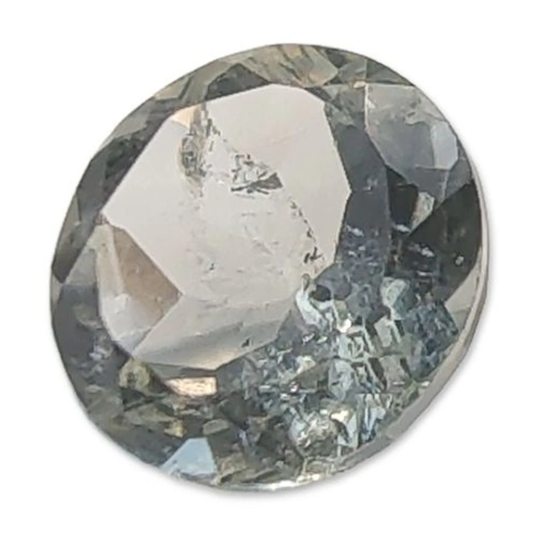 Round Brilliant Cut Colorless Aquamarine Gemstone