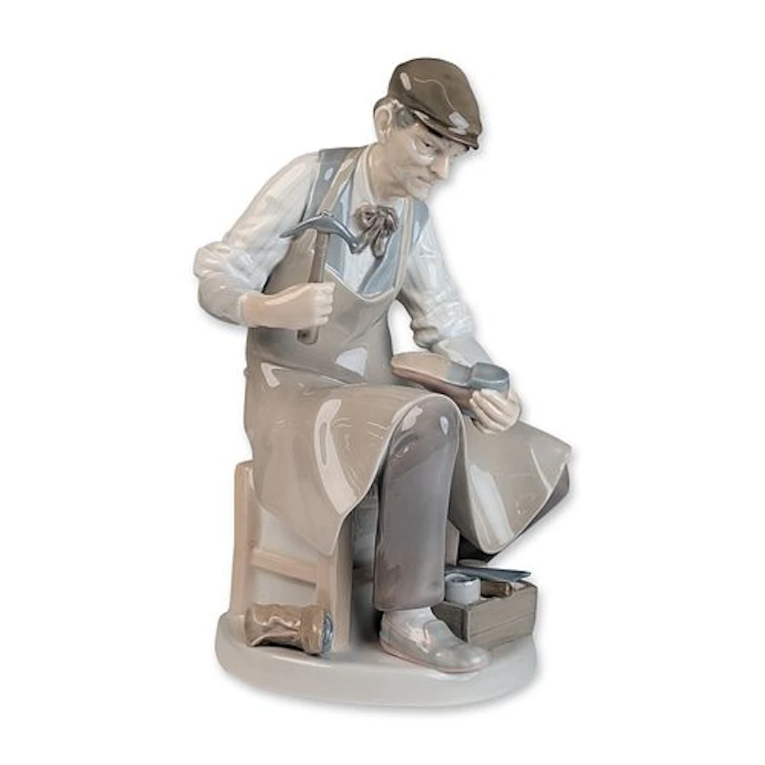 Lladro Porcelain Figurine, The Cobbler 01004853