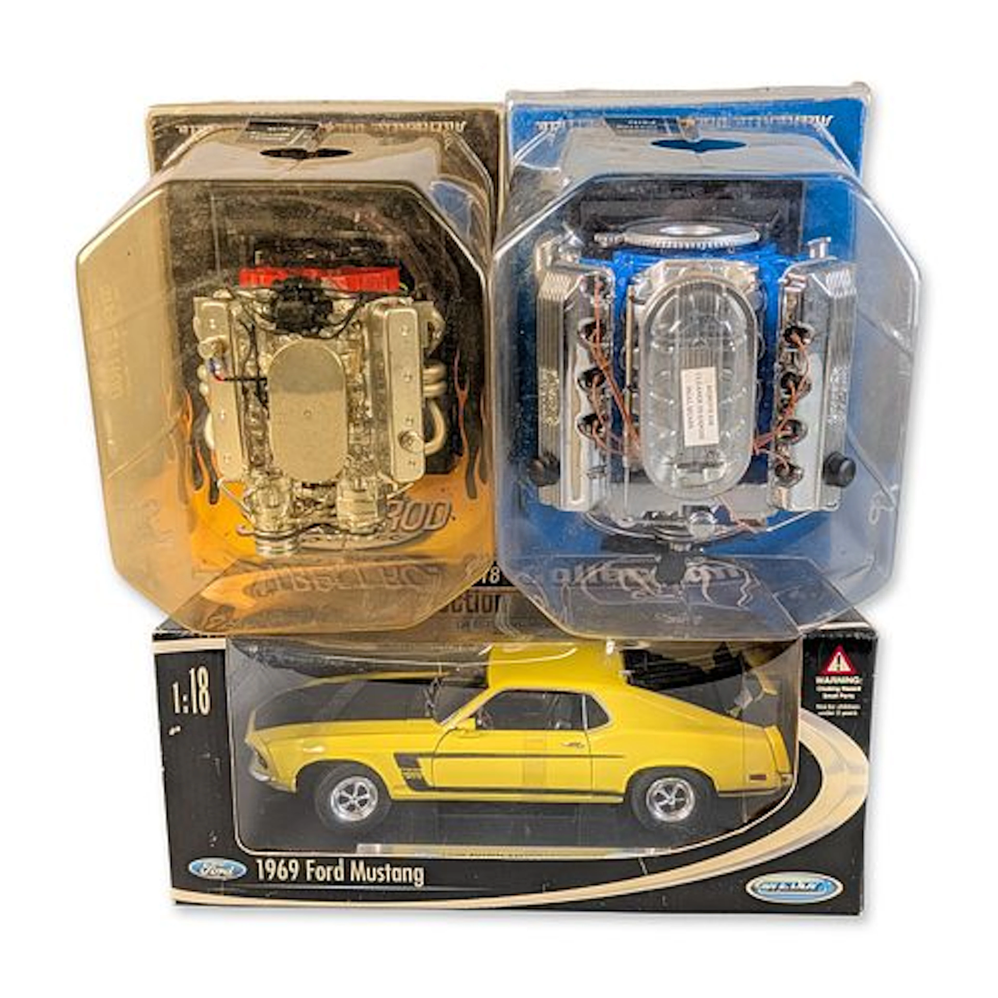 3pc Welly 1:18 Ford Mustang Boss 302 and Liberty Classics Engine Models