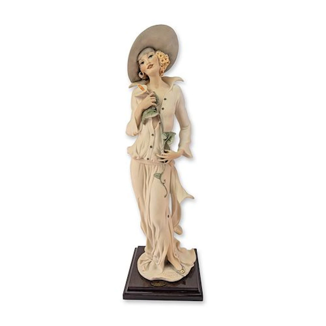Giuseppe Armani Florence Grace Dama Con Calla Cold-Cast Porcelain