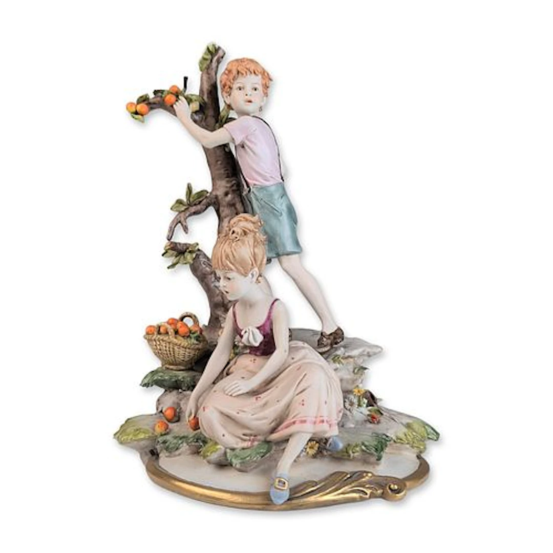 Triade Italian Benacchio Porcelain Apple Harvest Figurine