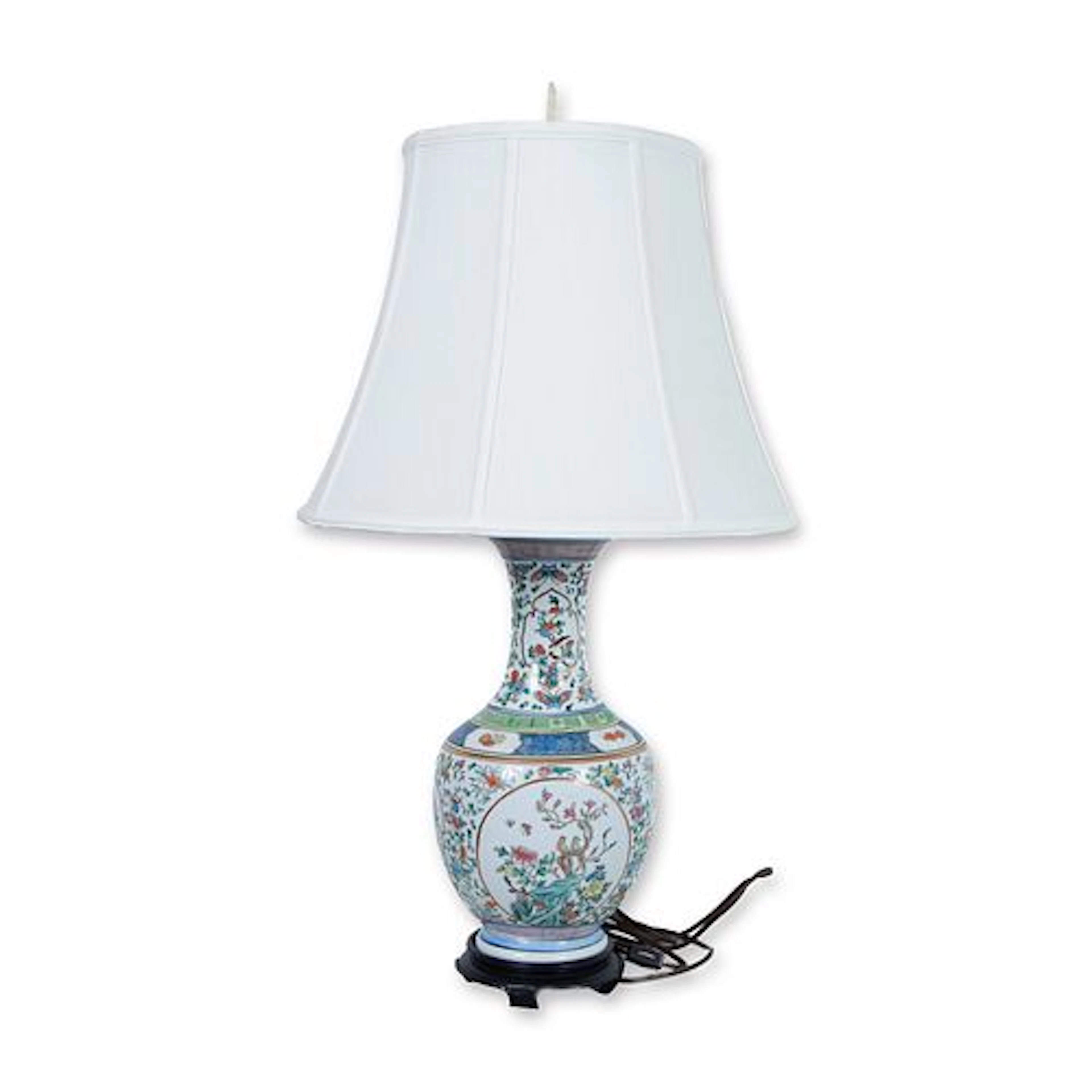 Vintage Chinese Famille Rose Porcelain Vase Lamp