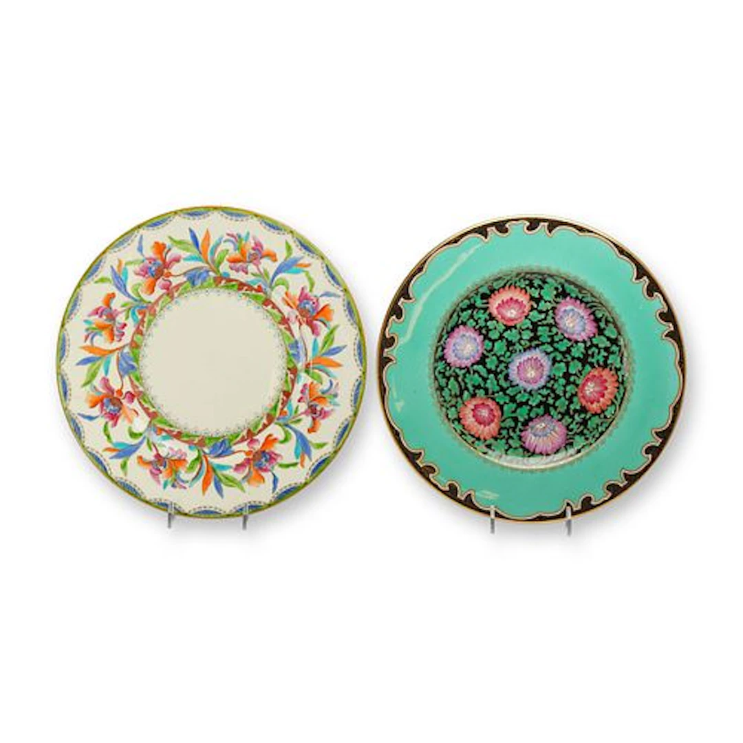 2pc Wedgwood Porcelain Floral Pattern Cabinet Plates