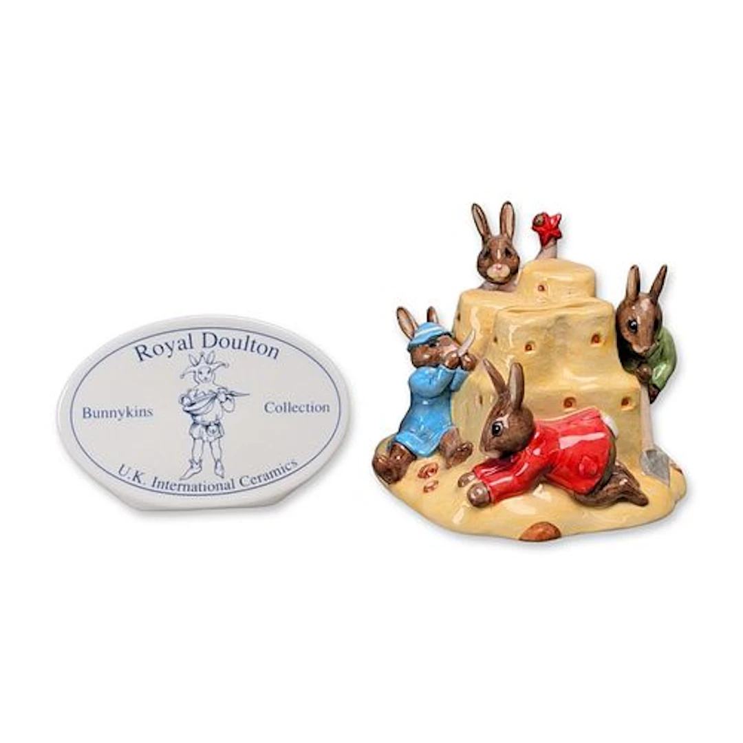2pc Royal Doulton Bunnykins Sandcastle Money Box and Name Plaque