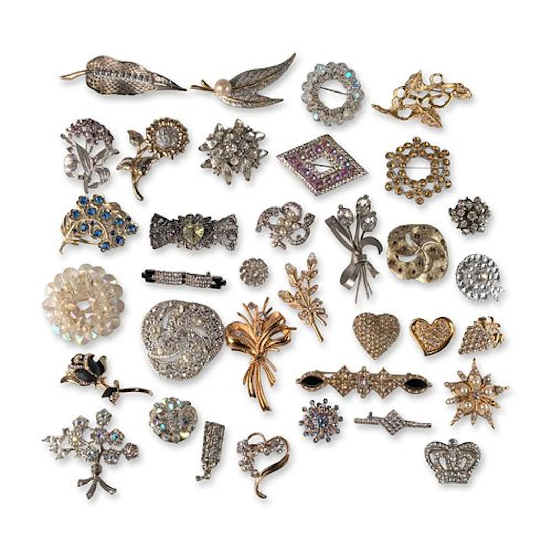 35pc Vintage Costume Jewelry Gold-Tone and Silver-Tone Brooch Pins