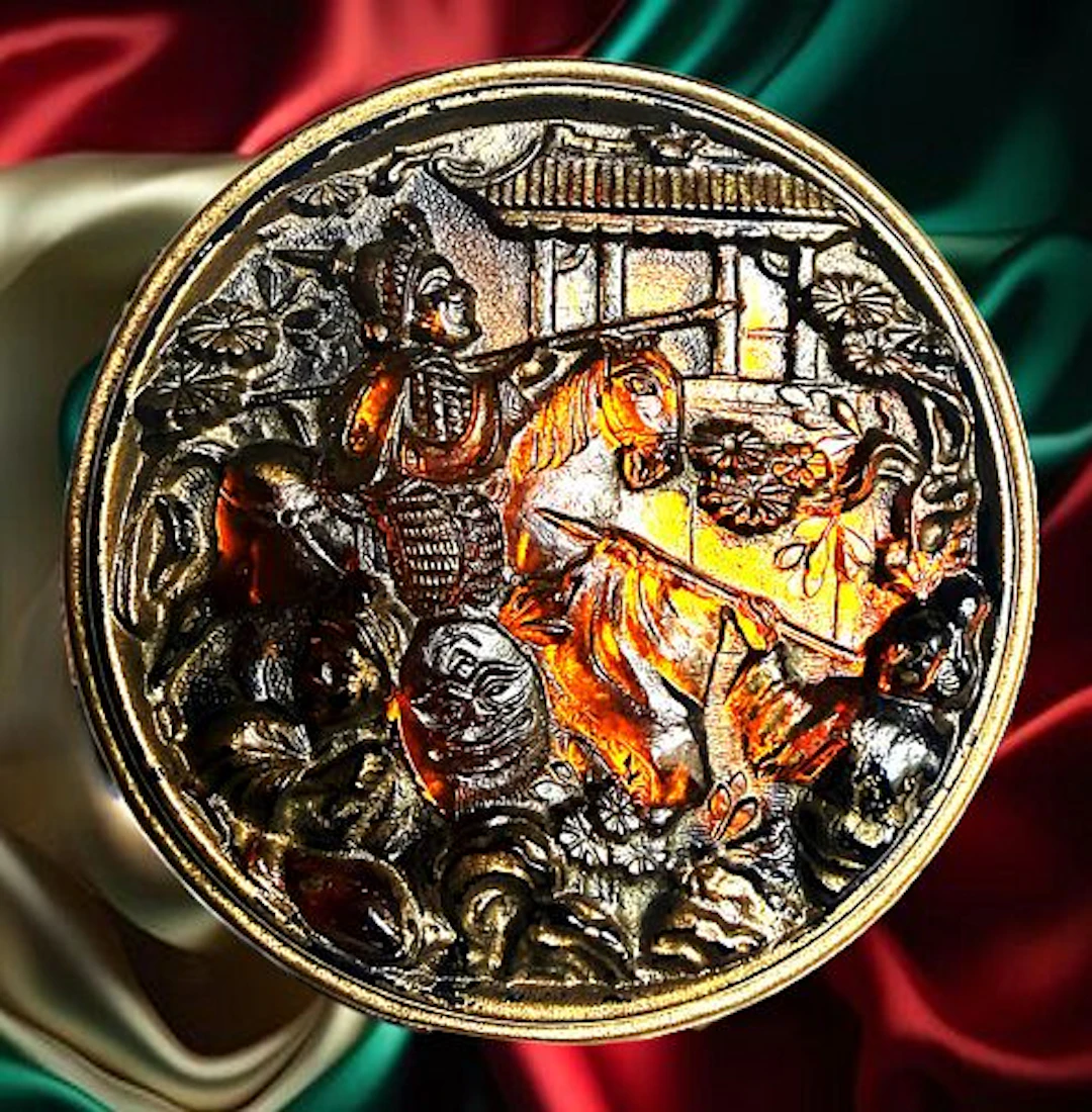 A DIVISION ONE GLASS IN METAL PICTORIAL BUTTON