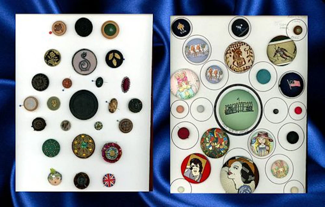 2 CARDS OF DIVISION ONE & THREE FABRIC BUTTONS
