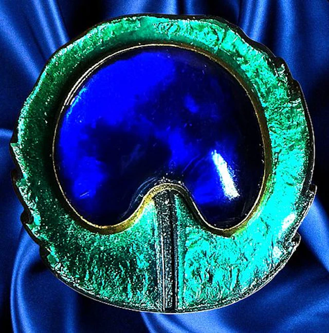 A DVISION ONE ART NOUVEAU-ARTS AND CRAFTS ENAMEL BUTTON