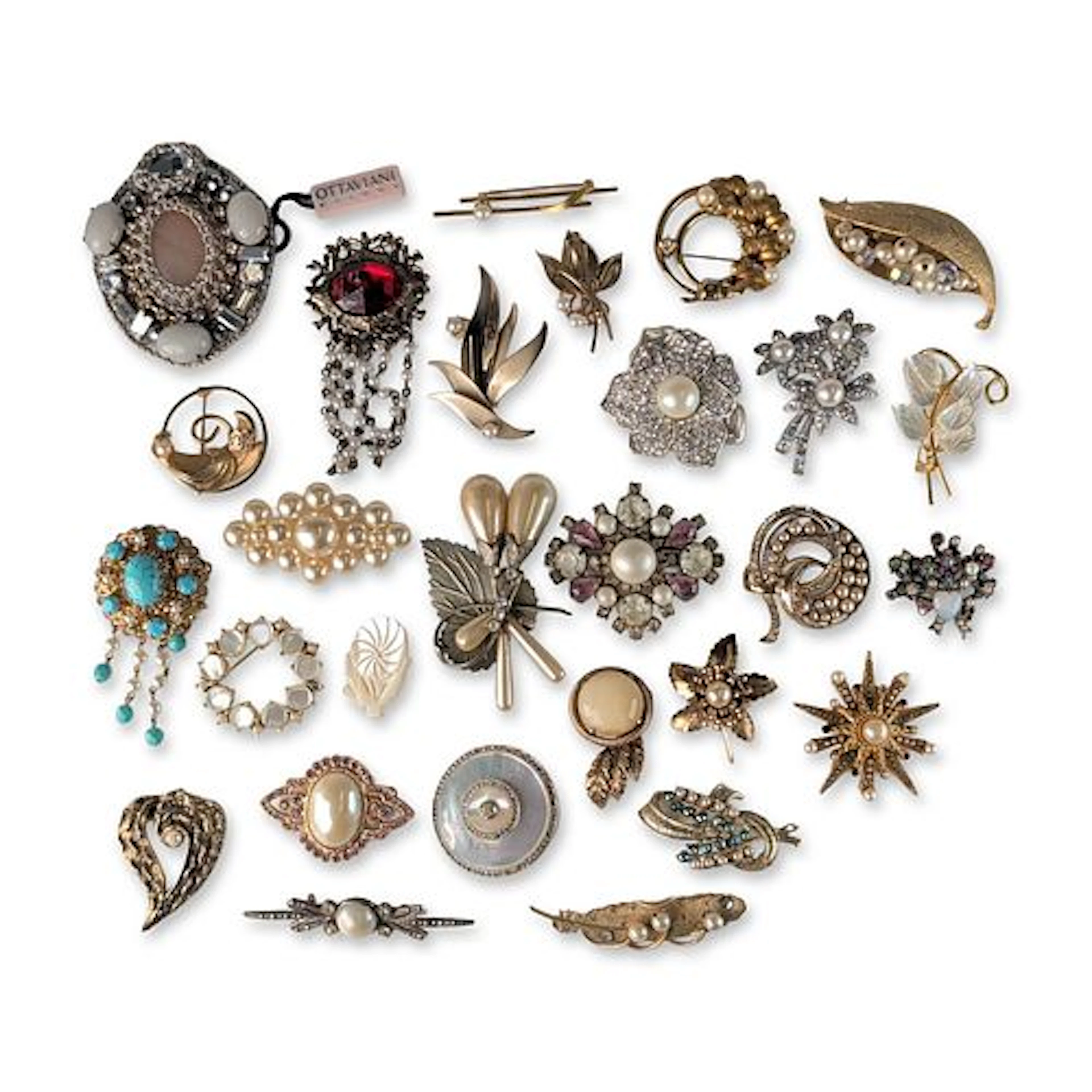 28pc Collection of Vintage and Contemporary Pearl and Rhinestone Costume