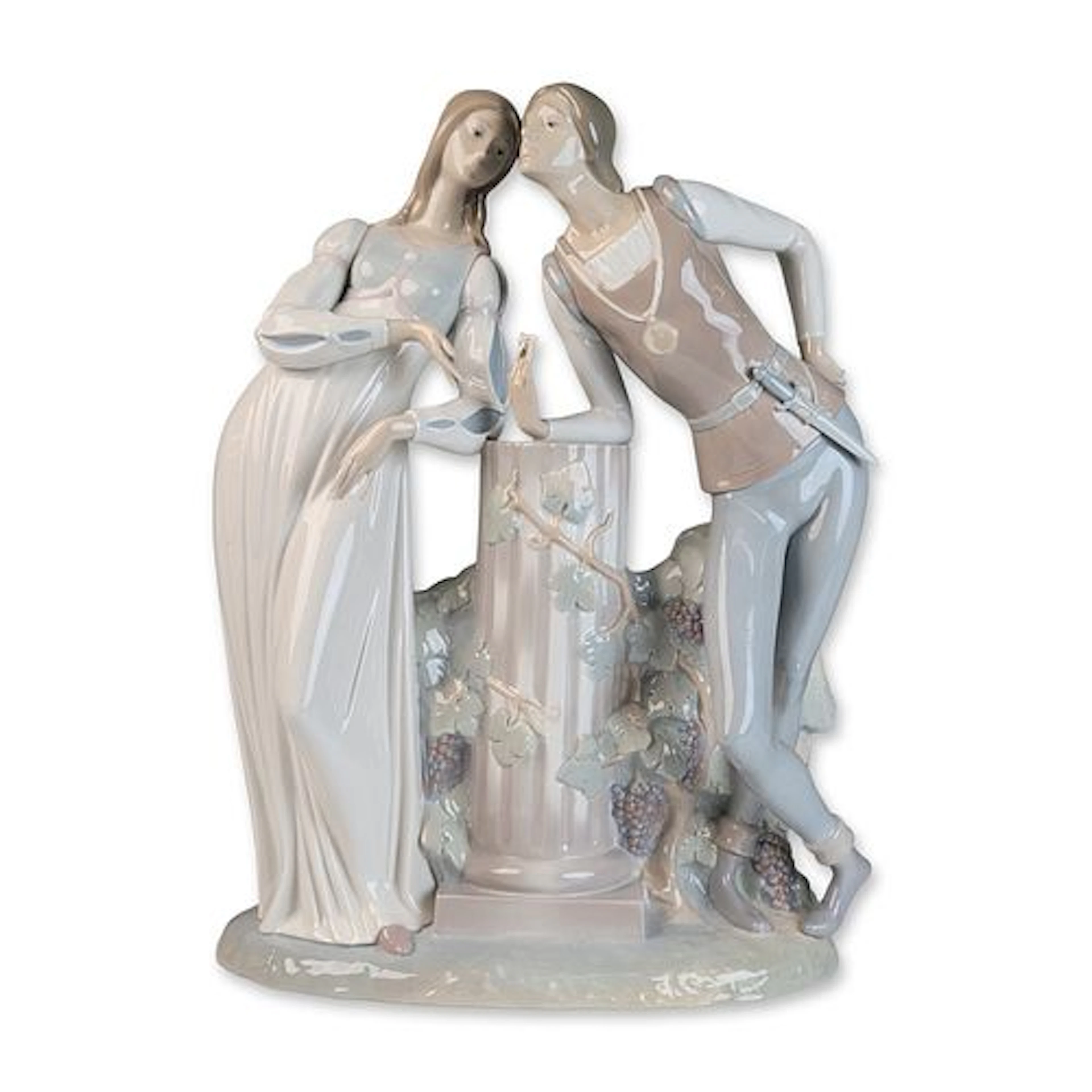 Lladro Glazed Porcelain Figurine, Romeo and Juliet 01004750